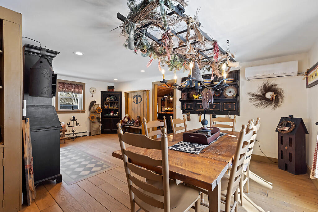 13 Cooper Road, Chesterville, ME, 04938