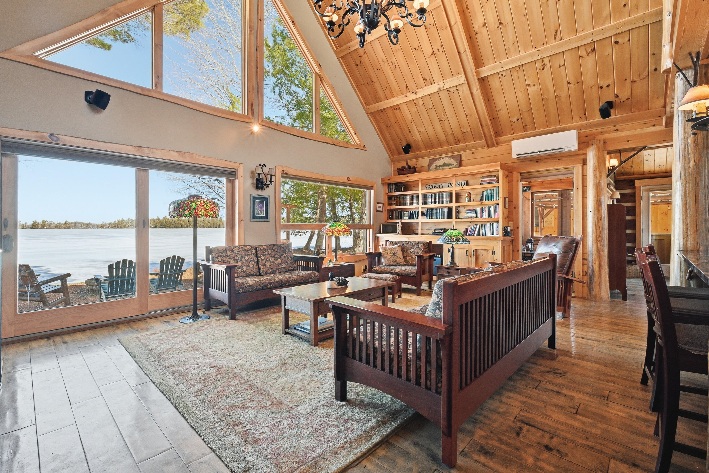 99 Abena Shores, Belgrade, ME, 04917