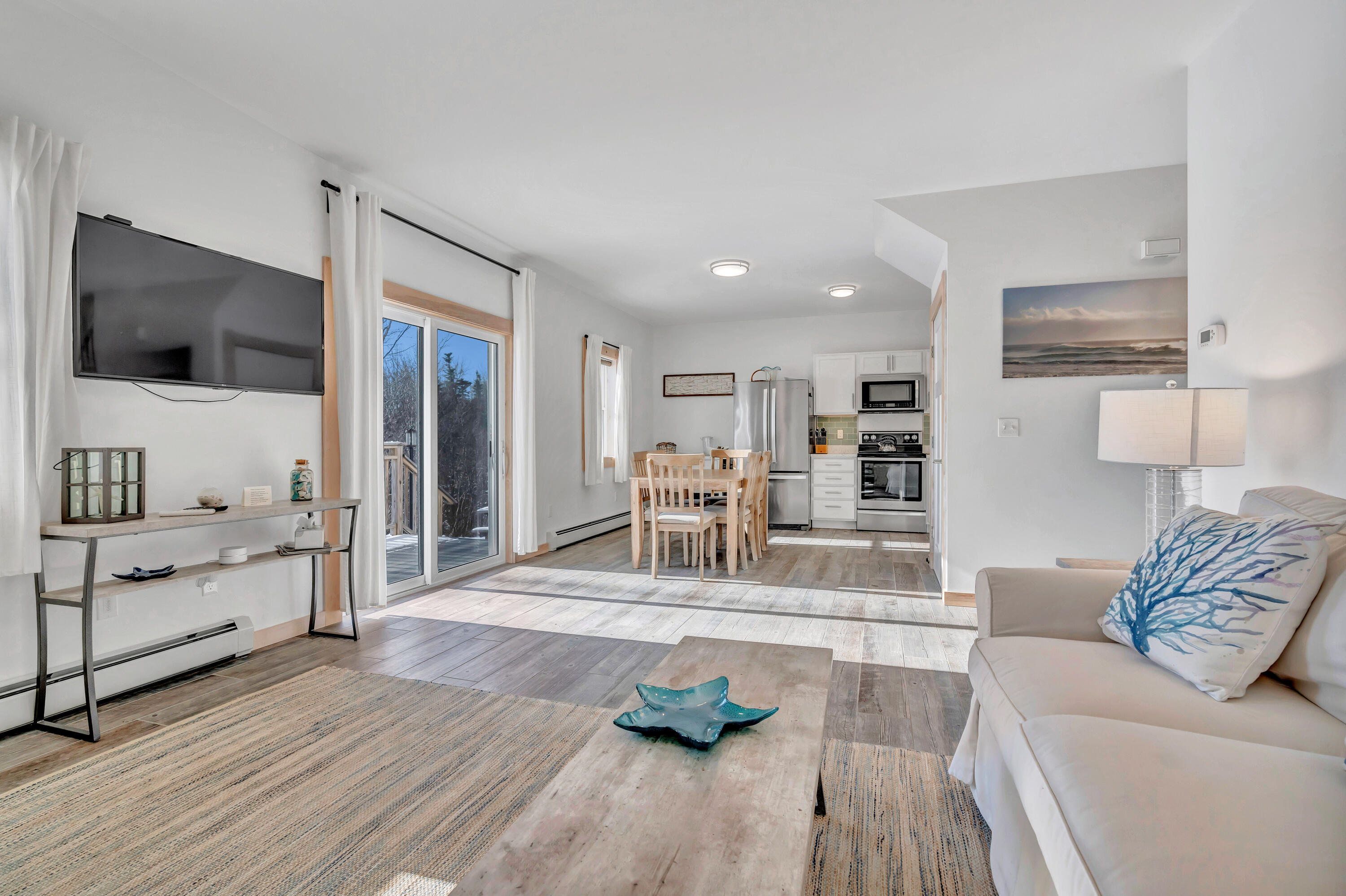 19 Crescent Beach Road, Owls Head, ME, 04854