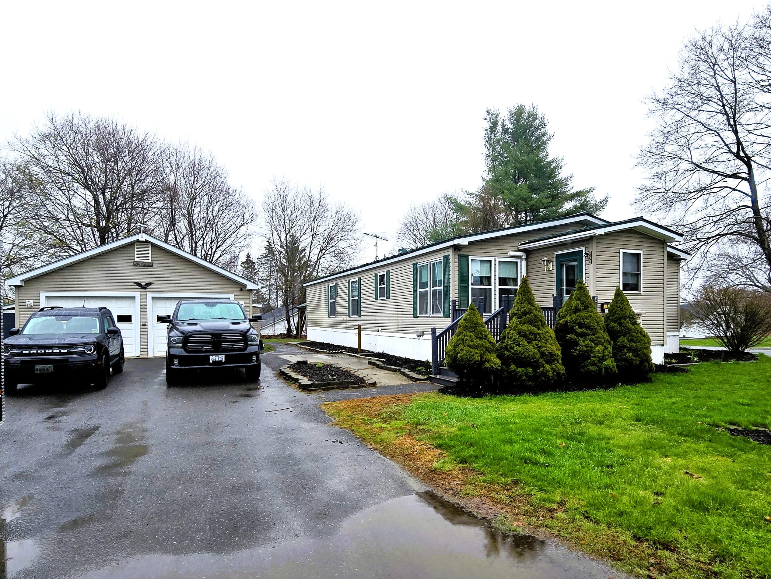 5 Lawrence Drive, Benton, ME, 04901