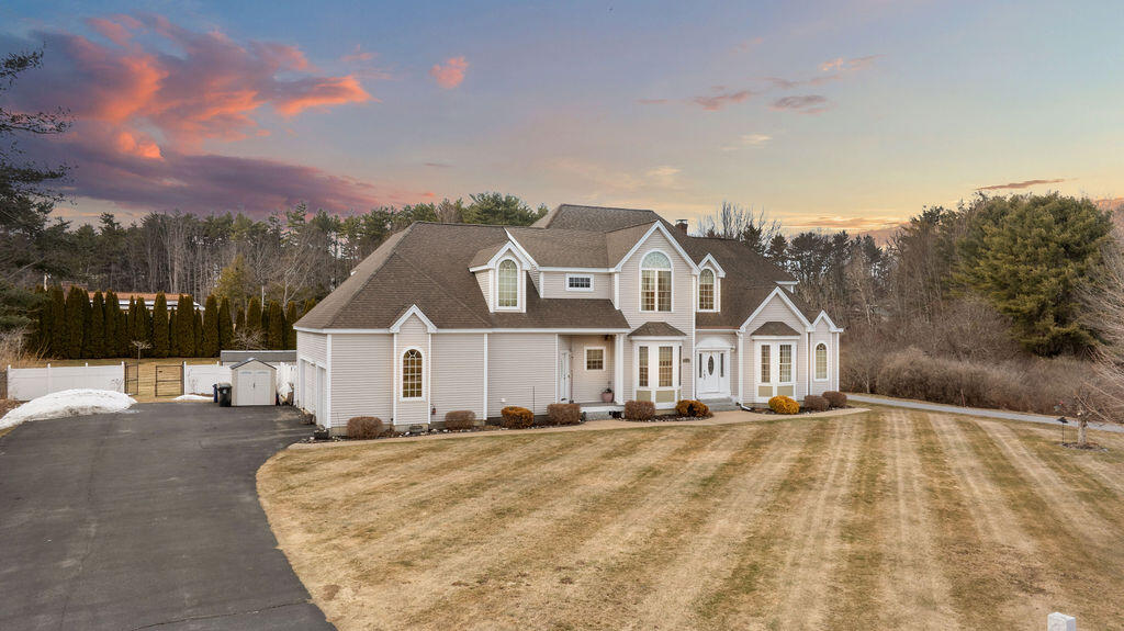 37 Townsend Avenue, Boothbay Harbor, ME, 04538