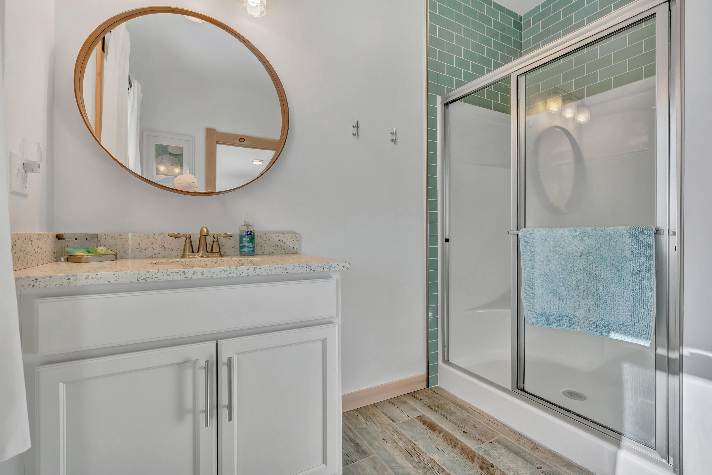 19 Crescent Beach Road, Owls Head, ME, 04854