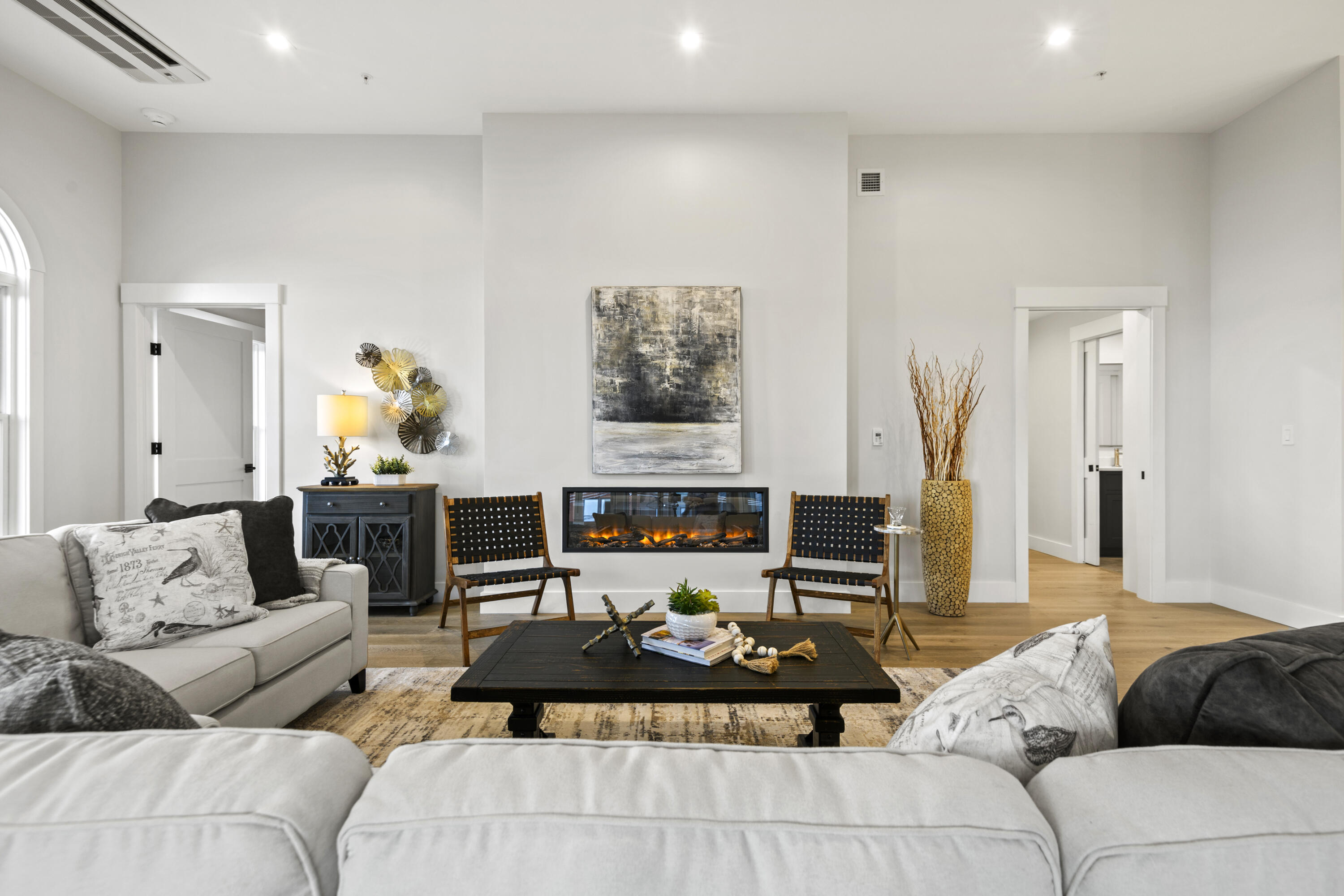 2 India Street UNIT 4, Portland, ME, 04101