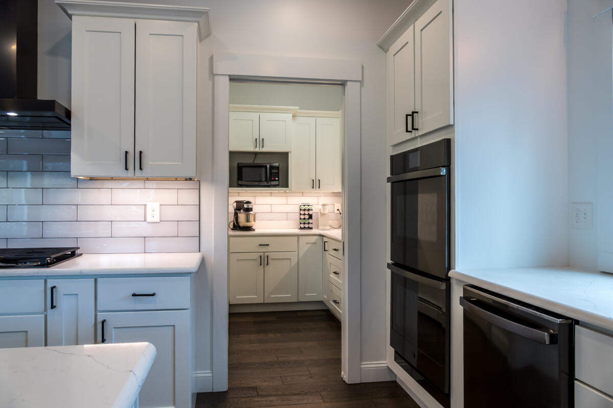 33 Eastfield Drive, Gray, ME, 04039