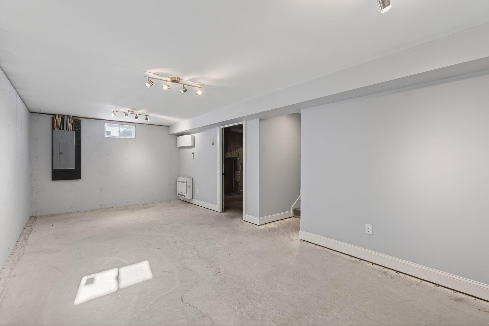 630 Roosevelt Trail UNIT 1, Windham, ME, 04062