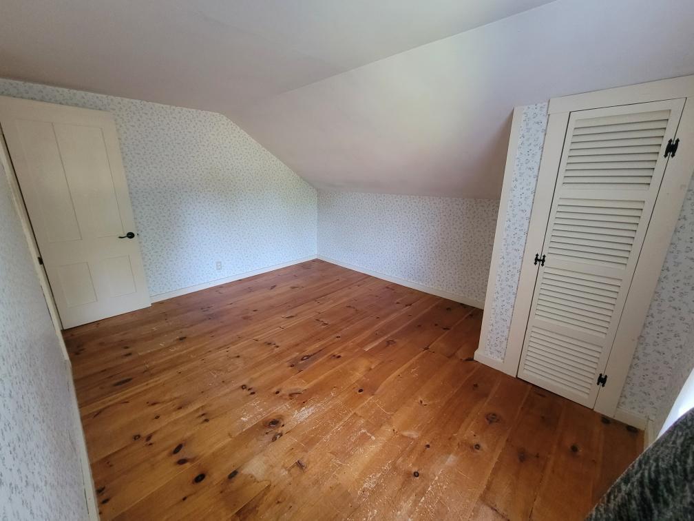 1426 North Road