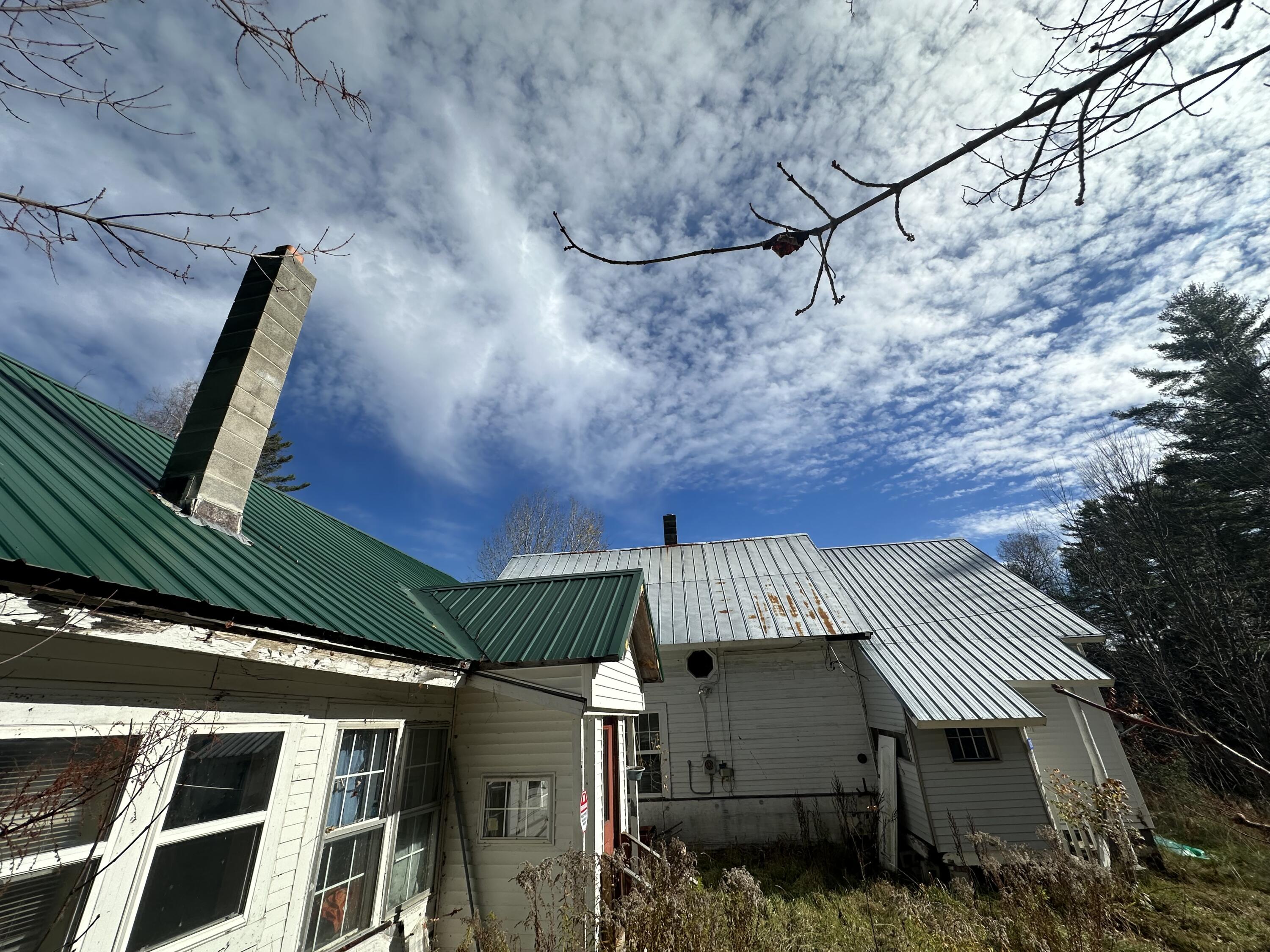 1250 River Road, Madrid Twp, ME, 04966