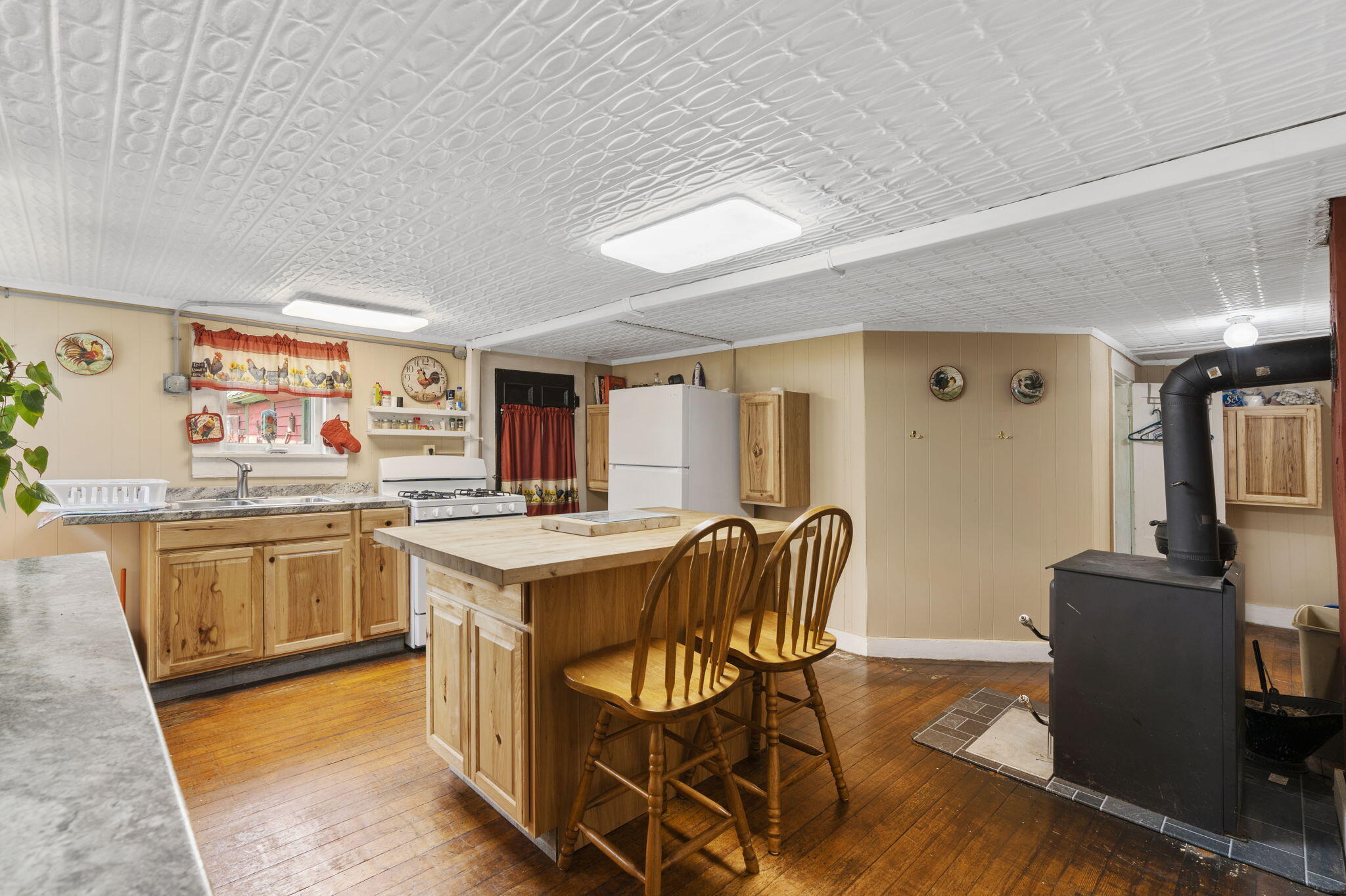 8 Cross Street, Andover, ME 04216 21-web-or-mls-DSC03642