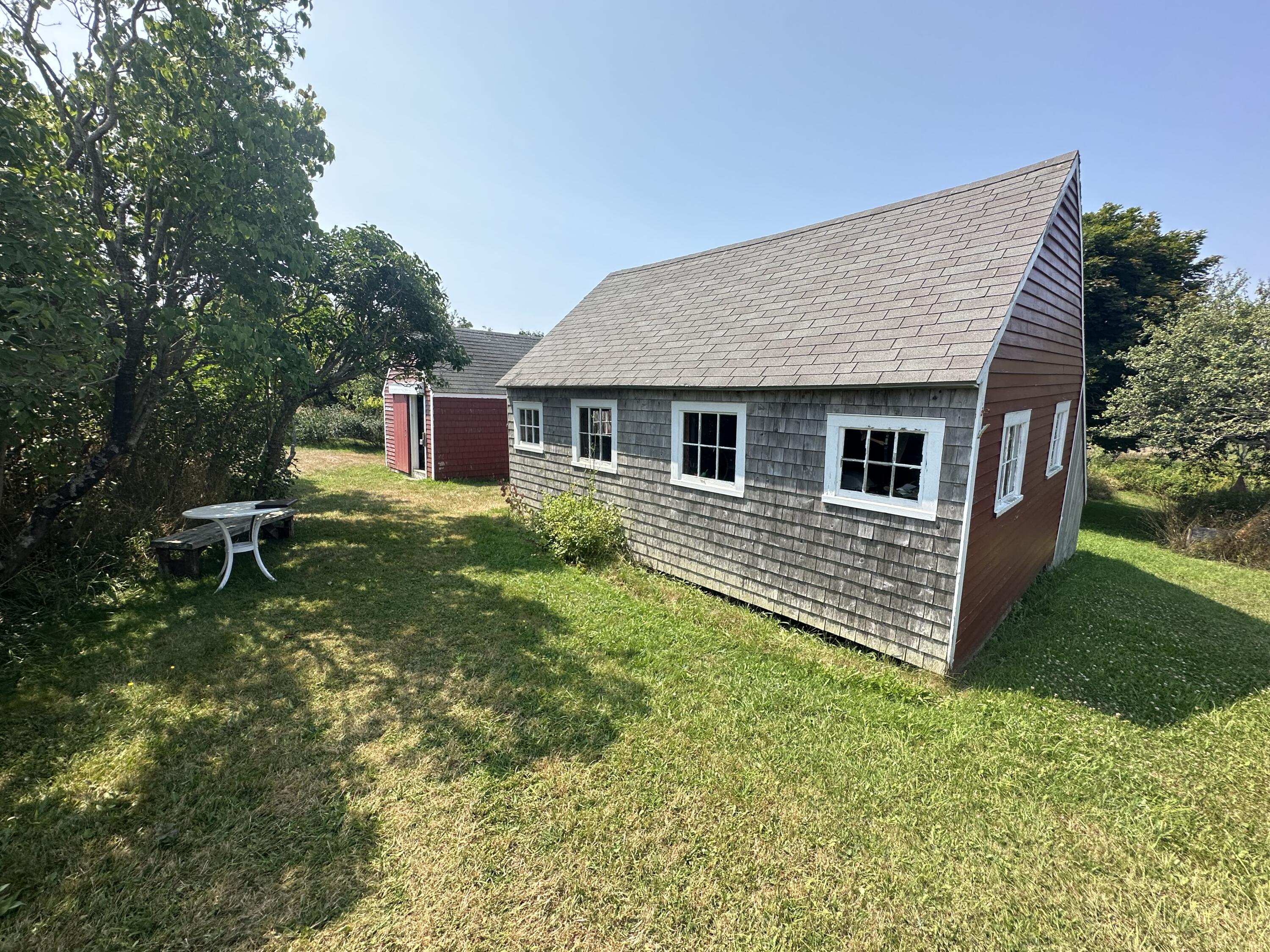 3 SOUTH Road, Matinicus Isle Plt, ME, 04851