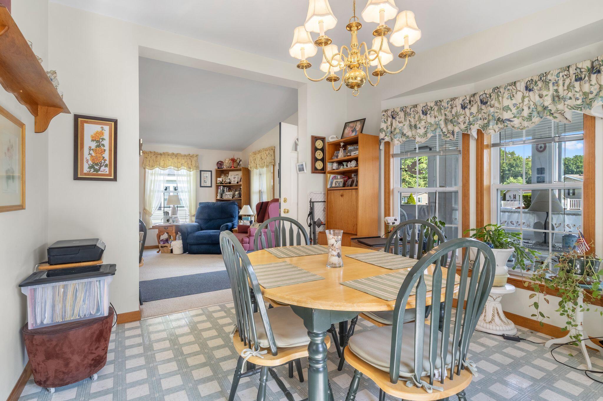 56_Brookside_Cir_034