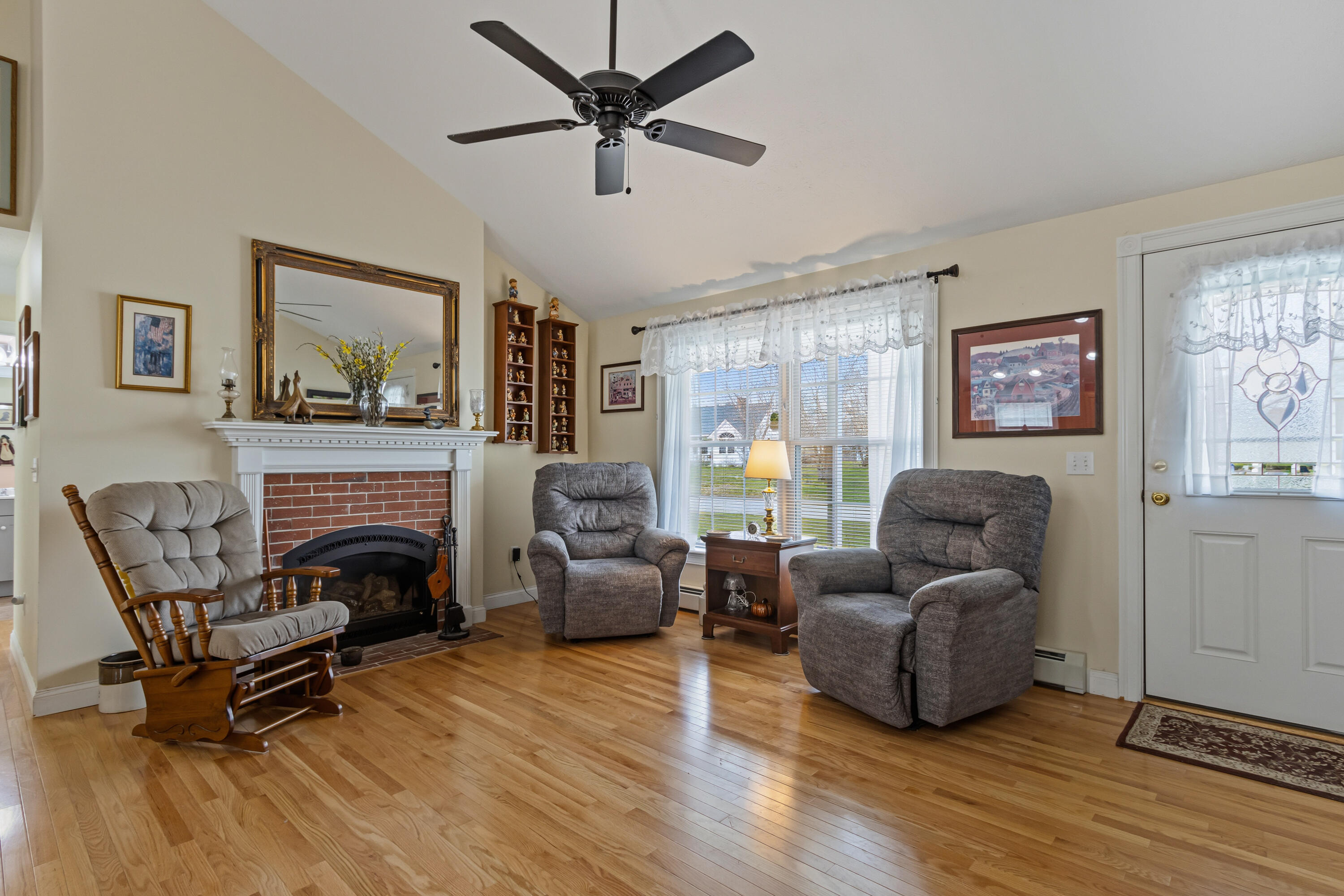 4 Chantelle Way, Saco, ME, 04072