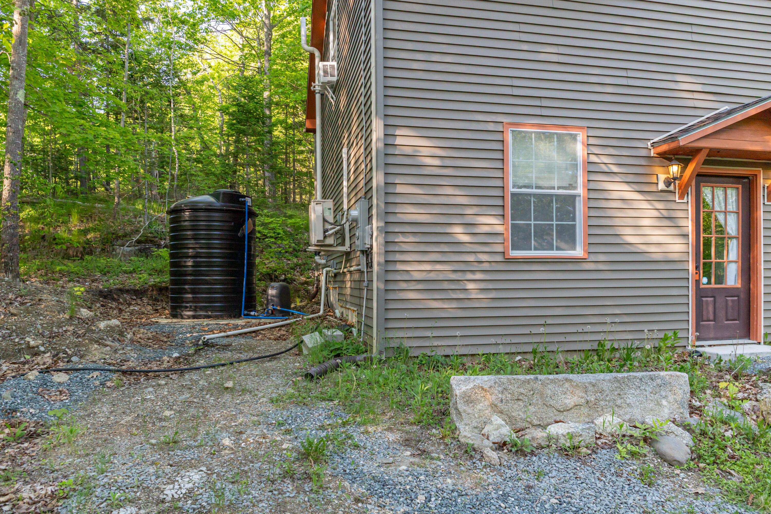800 Gallon Water Storage Tank