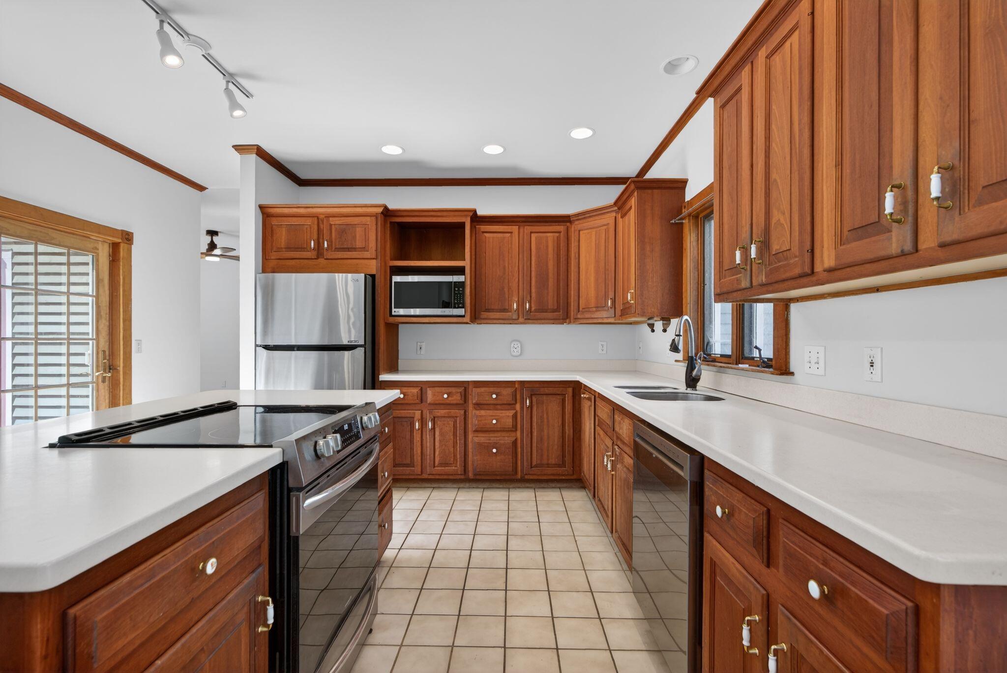 26 Fieldcrest Drive, Gorham, ME, 04038