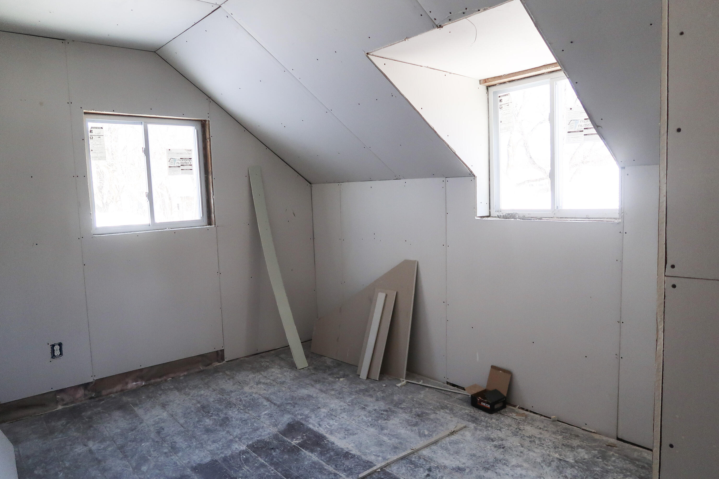 14 Heselton Street, Skowhegan, ME, 04976