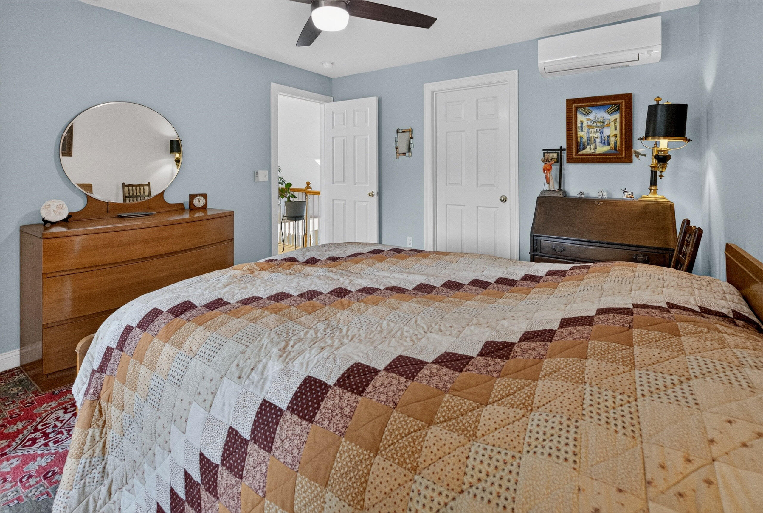 Upstairs Bedroom 2