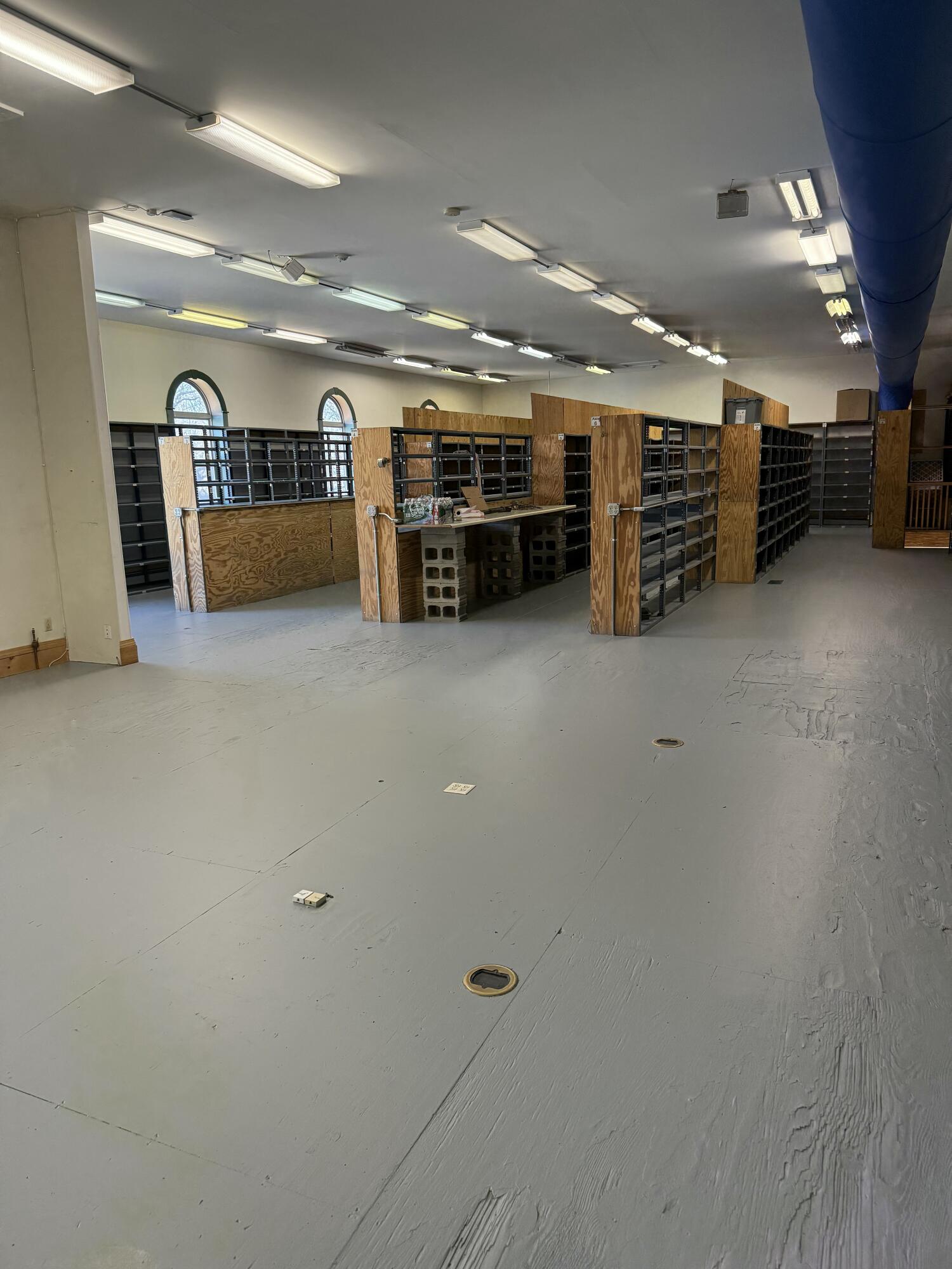 783 Auburn Road, Peru, ME, 04290