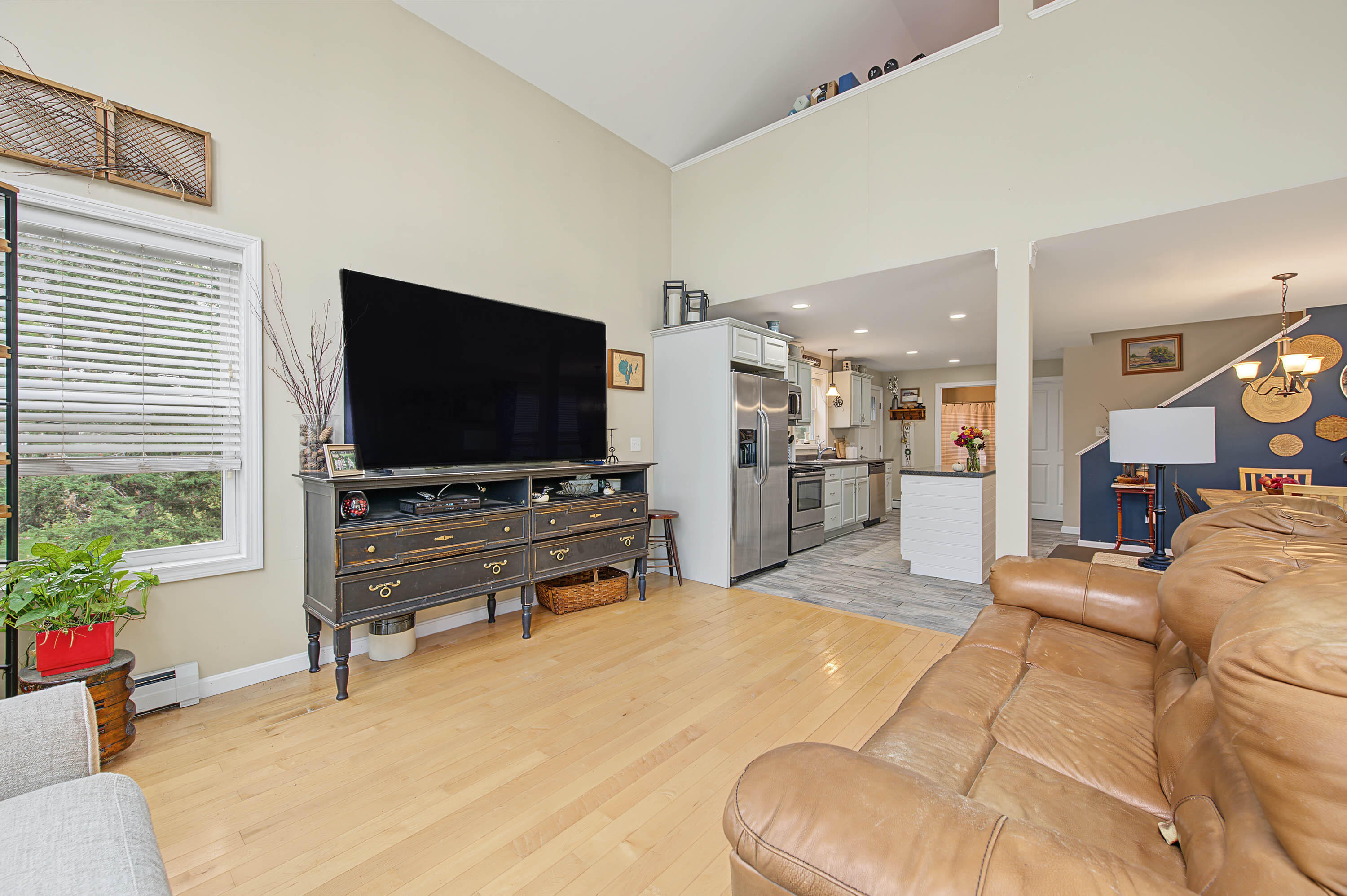 203 Mountain View Road