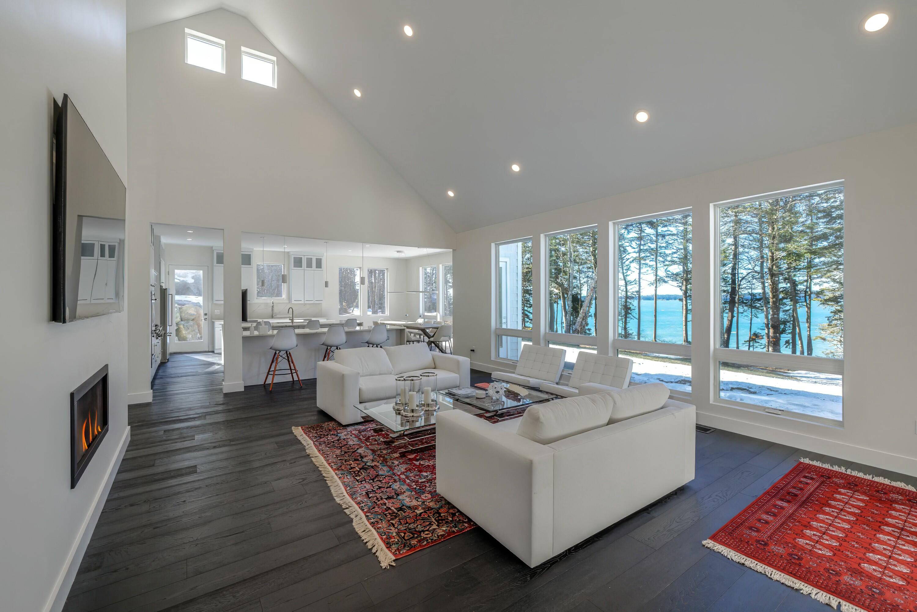 101 Cow Point, Roque Bluffs, ME, 04654