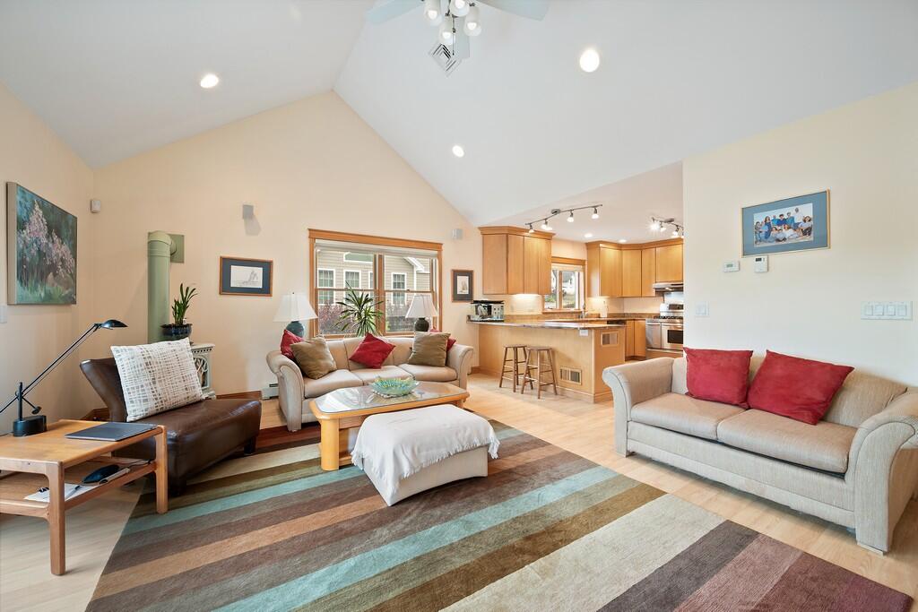 15 Harbor Drive UNIT 15, Brewer, ME, 04412