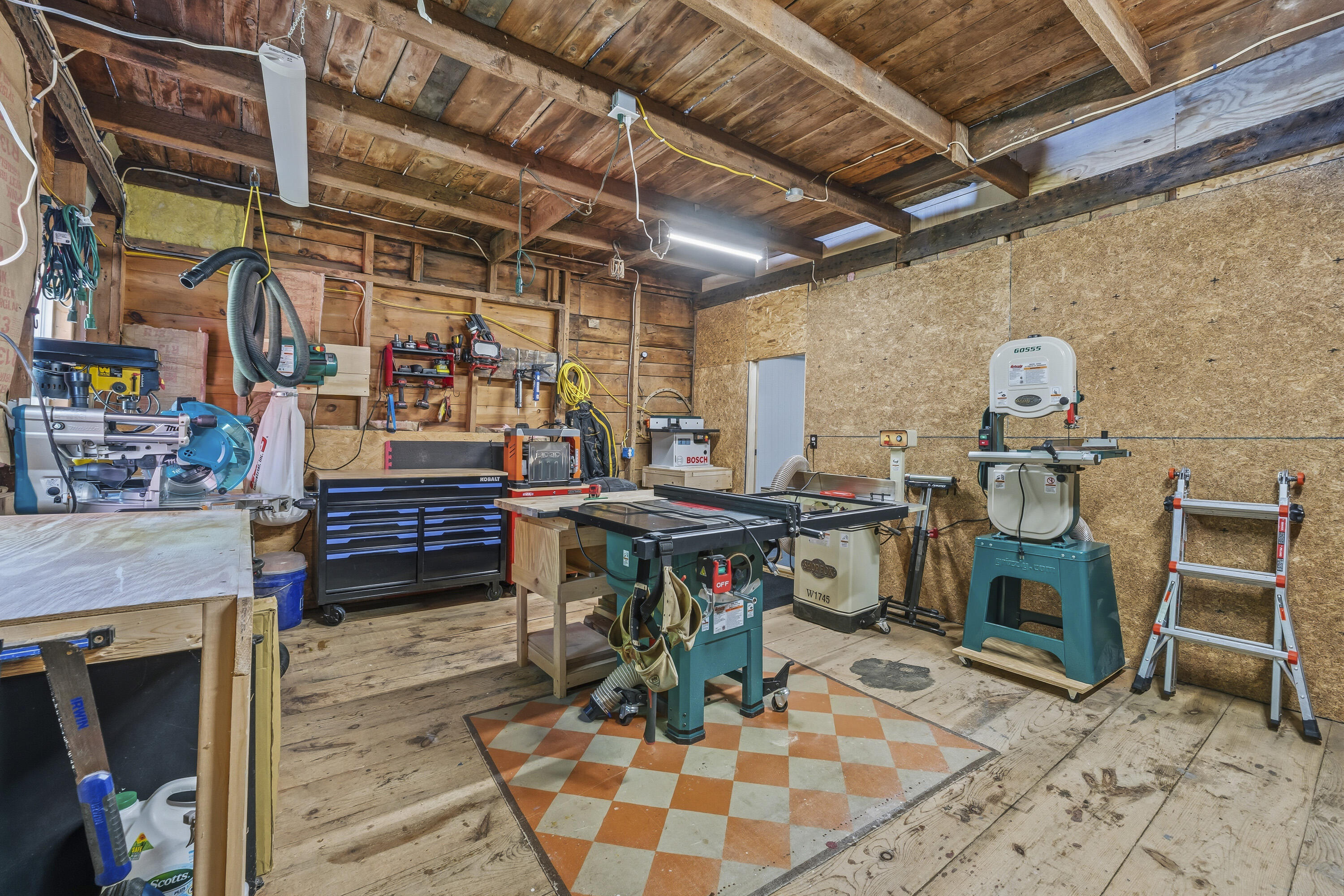 Heated workshop