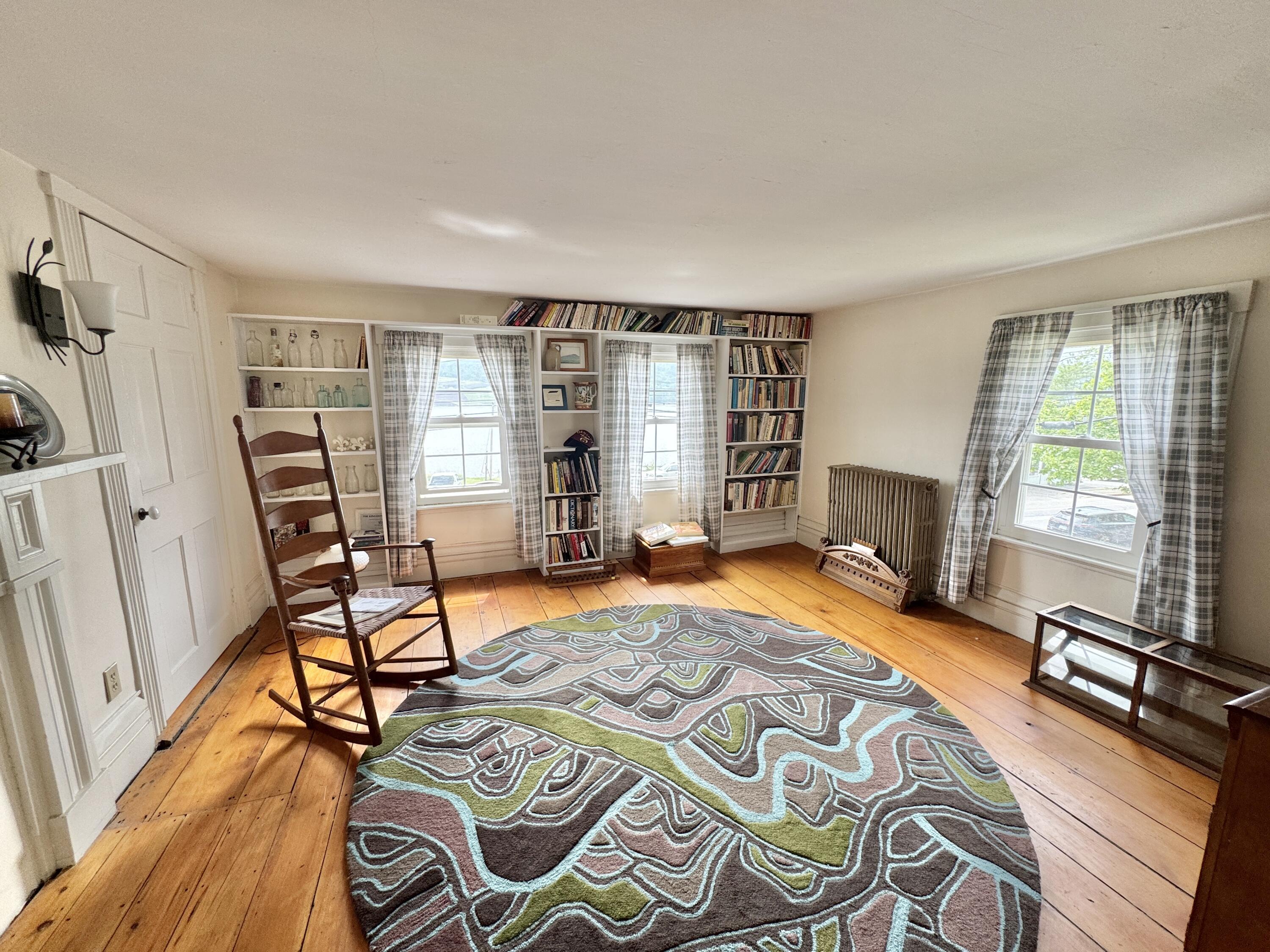 105 Main Street, Bucksport, ME, 04416