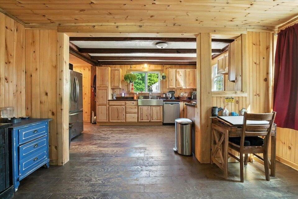817 Riverside Drive, Augusta, ME, 04330