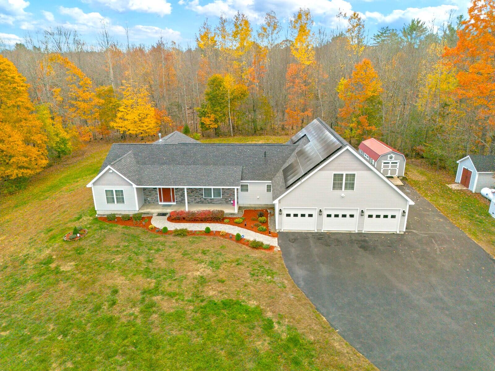 12 Surrey Lane, Hampden, ME, 04444
