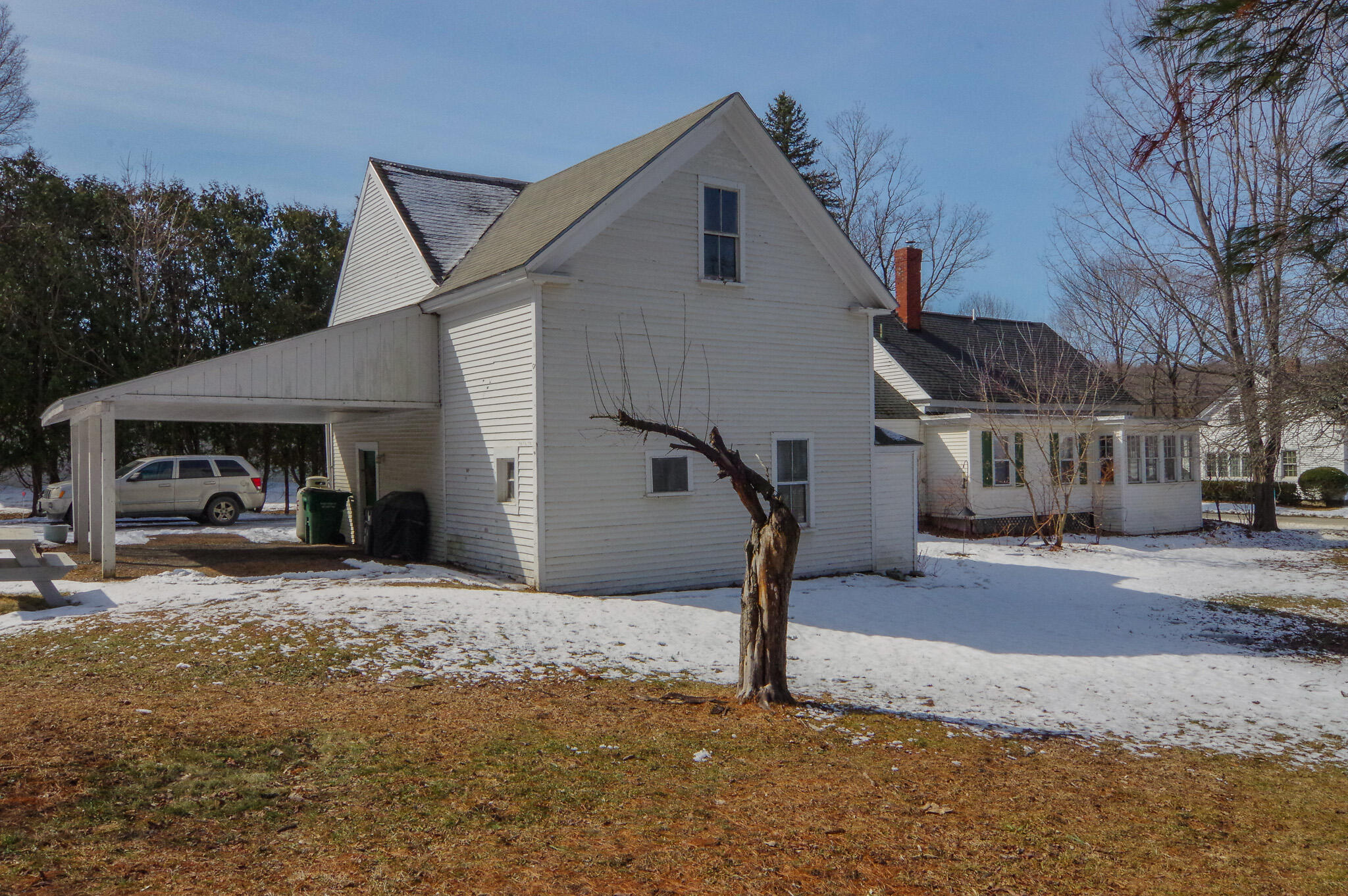 61 Pleasant Street, Dexter, ME, 04930