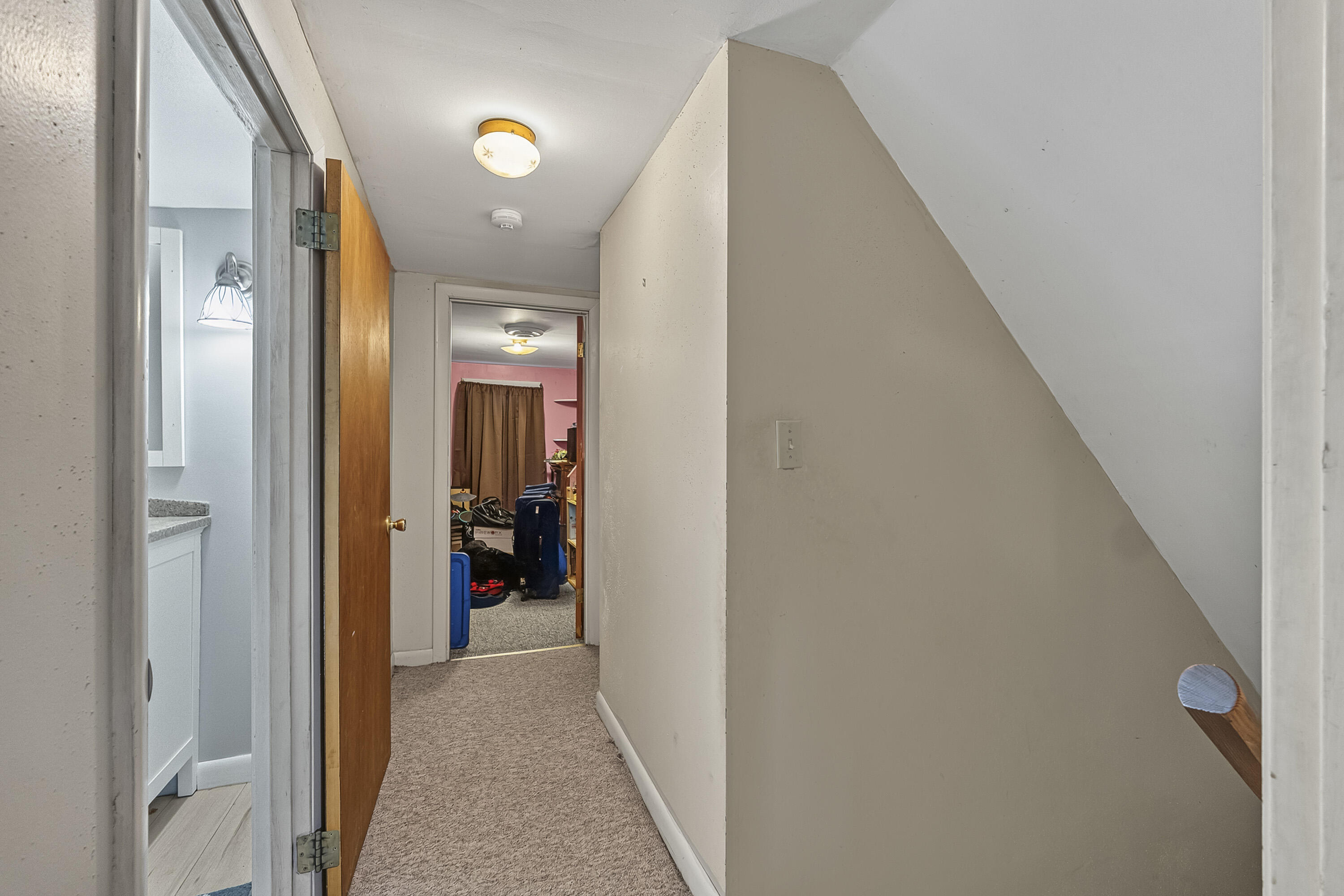 313 Portland Street, Berwick, ME 03901 2nd Floor Hall