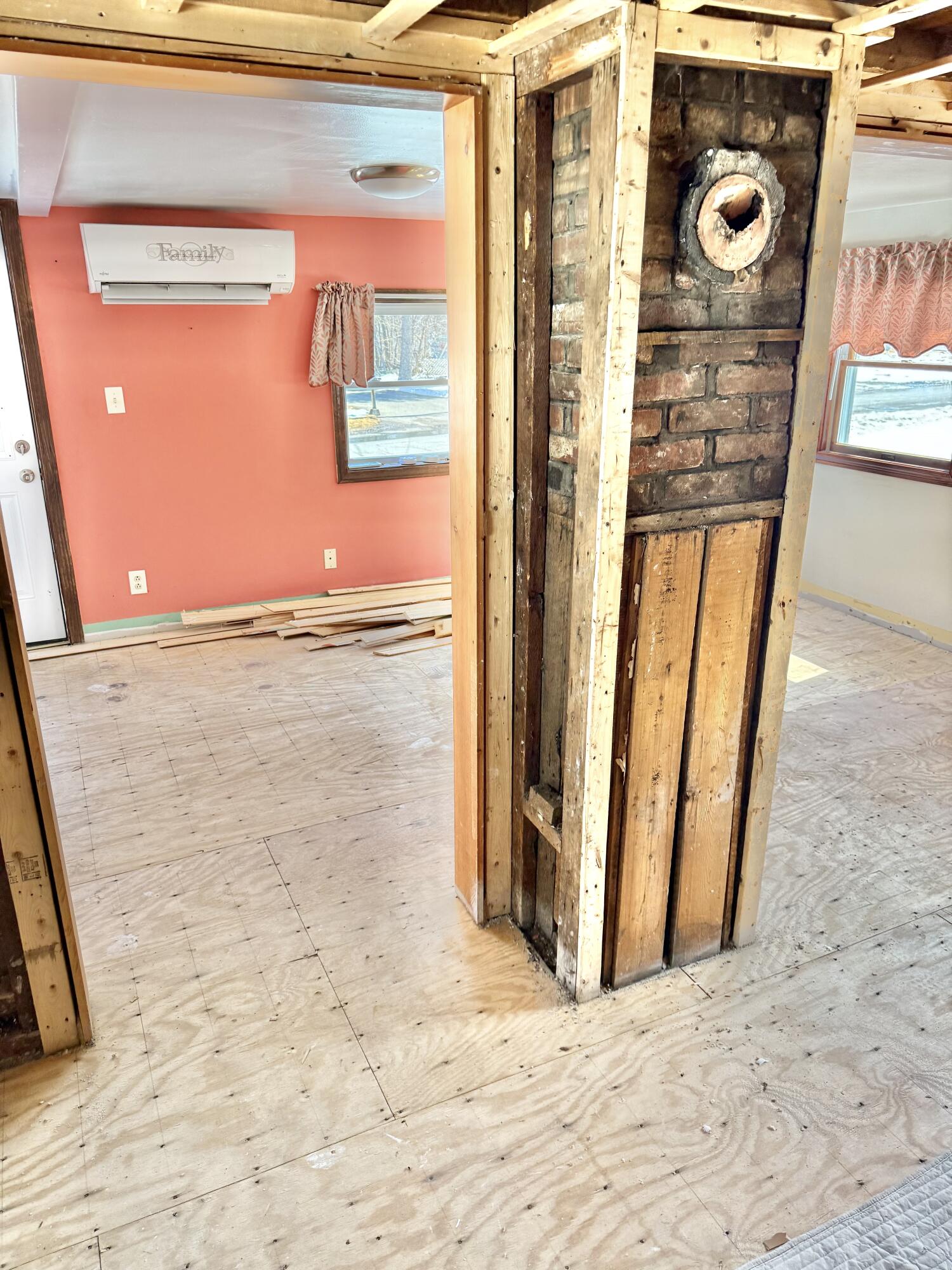 31 Delmont Street, Presque Isle, ME, 04769