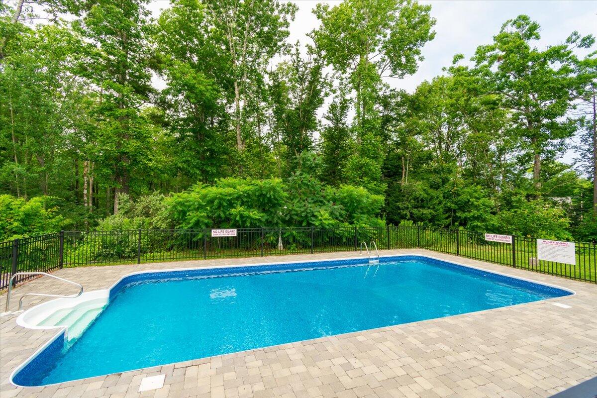 15 Hilltop Drive UNIT 15, Rockport, ME, 04856