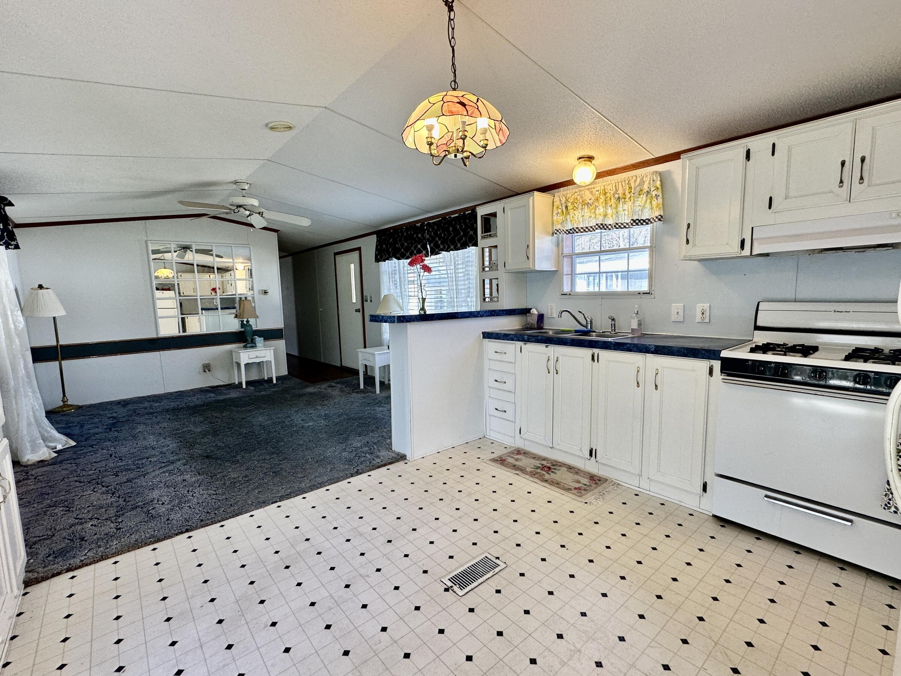 68 Poplar Park Drive, Wells, ME, 04090