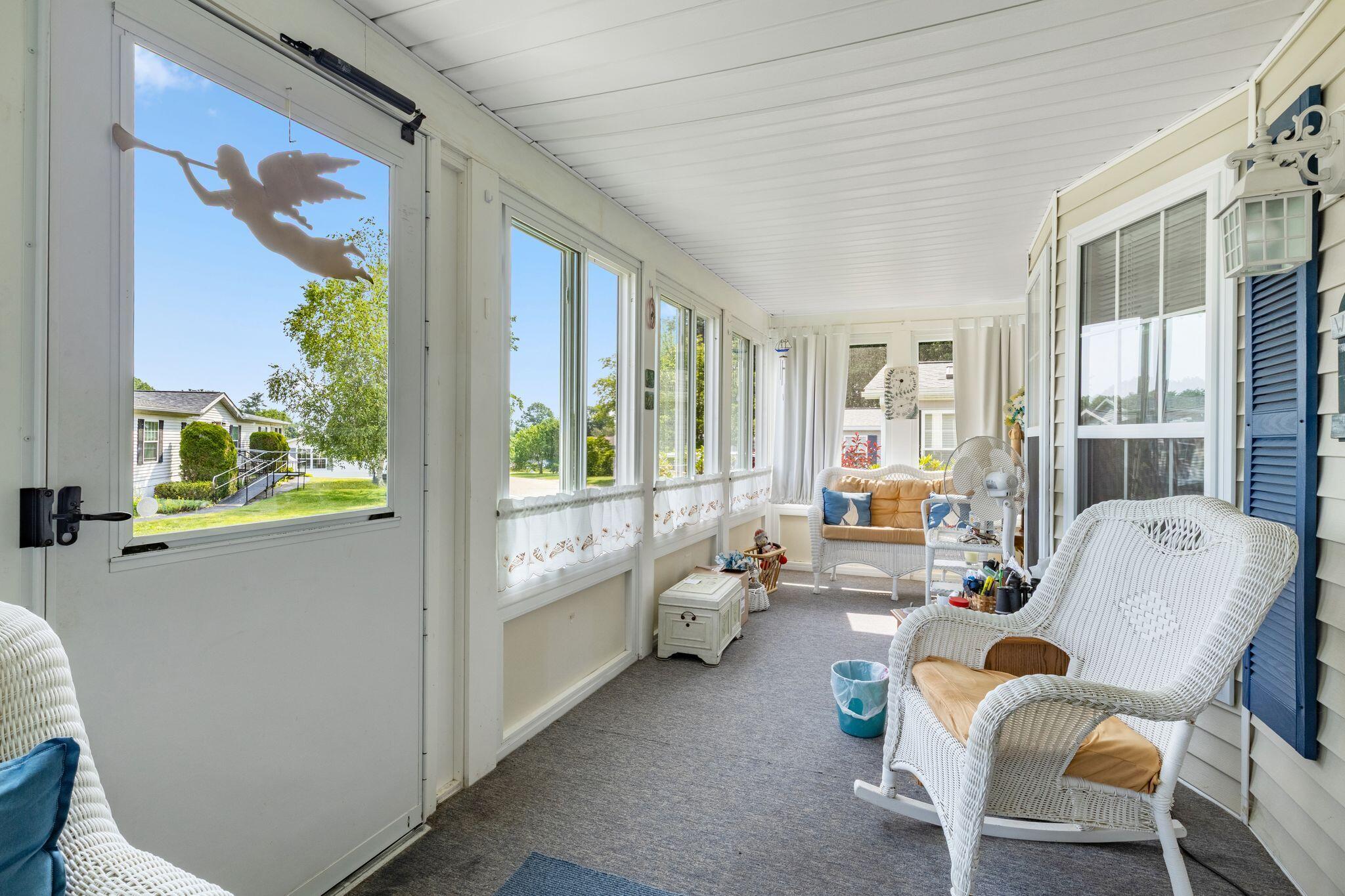 56_Brookside_Cir_016