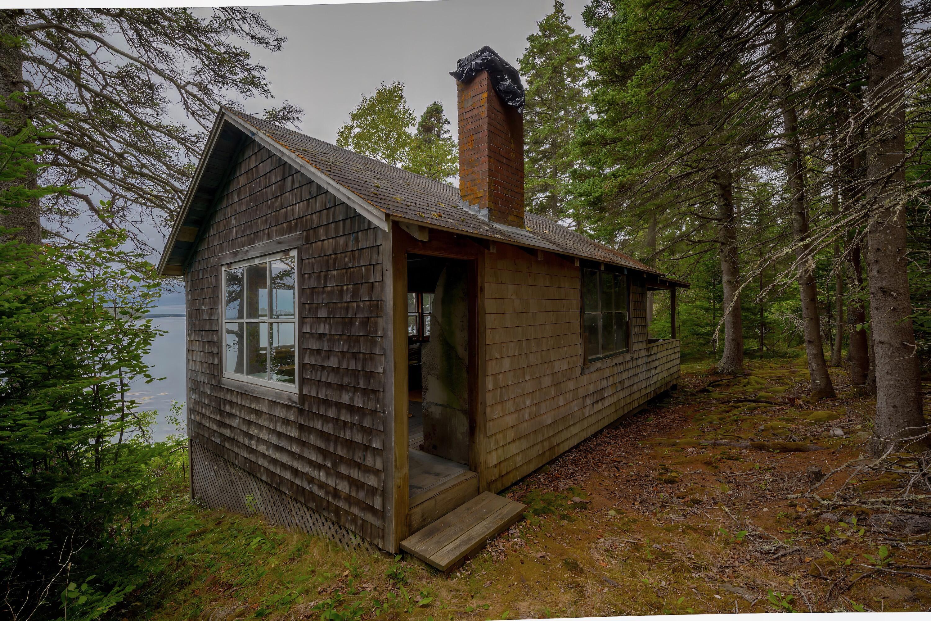 163 Back Road, Brooklin, ME 04616 Studio