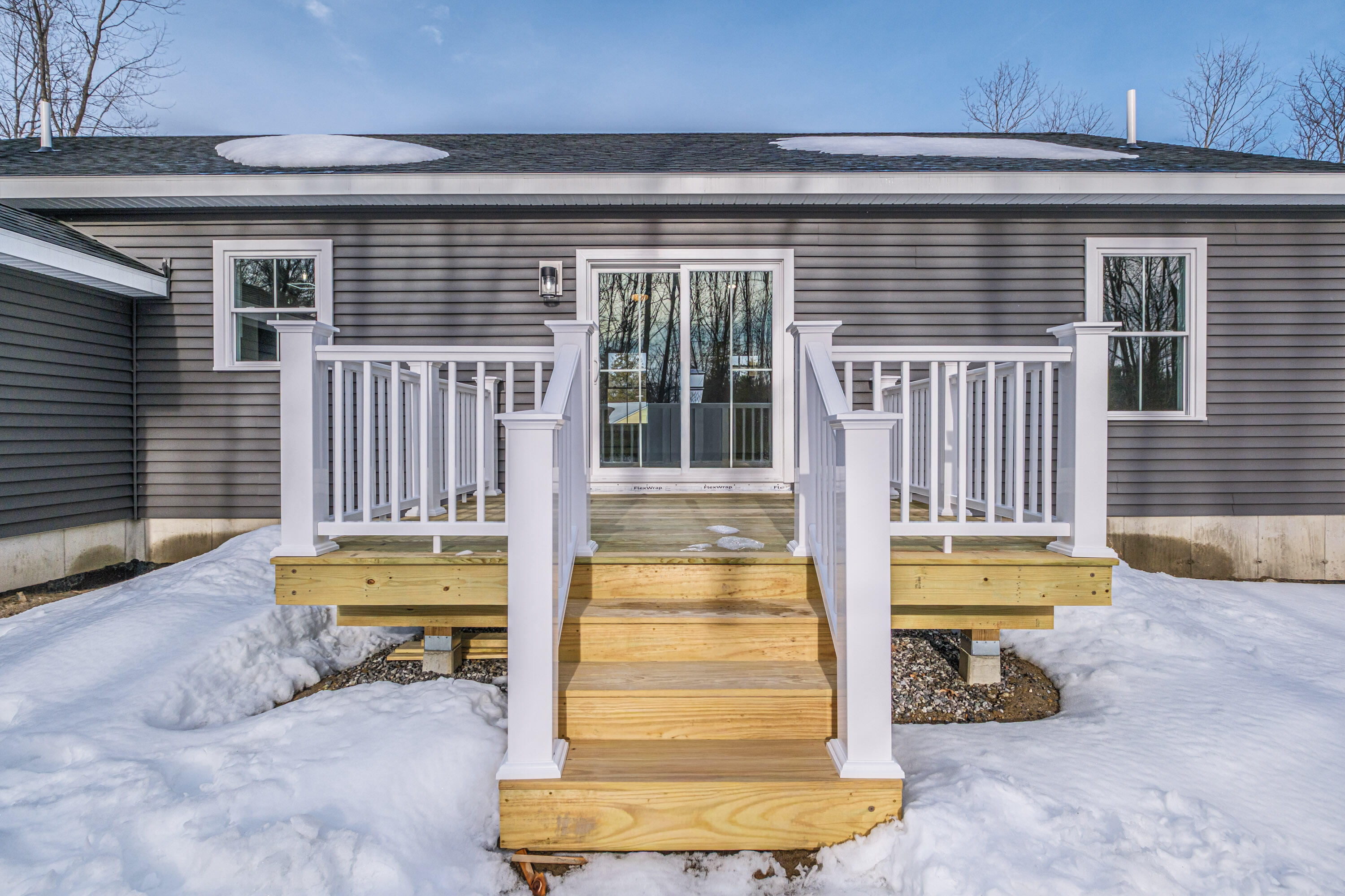 3 Lochview Drive, Lewiston, ME, 04240