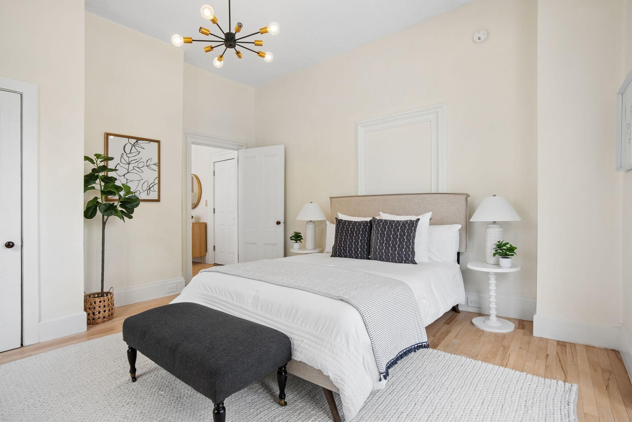 170 Clark Street, #1, Portland, ME 04102 DSC01885