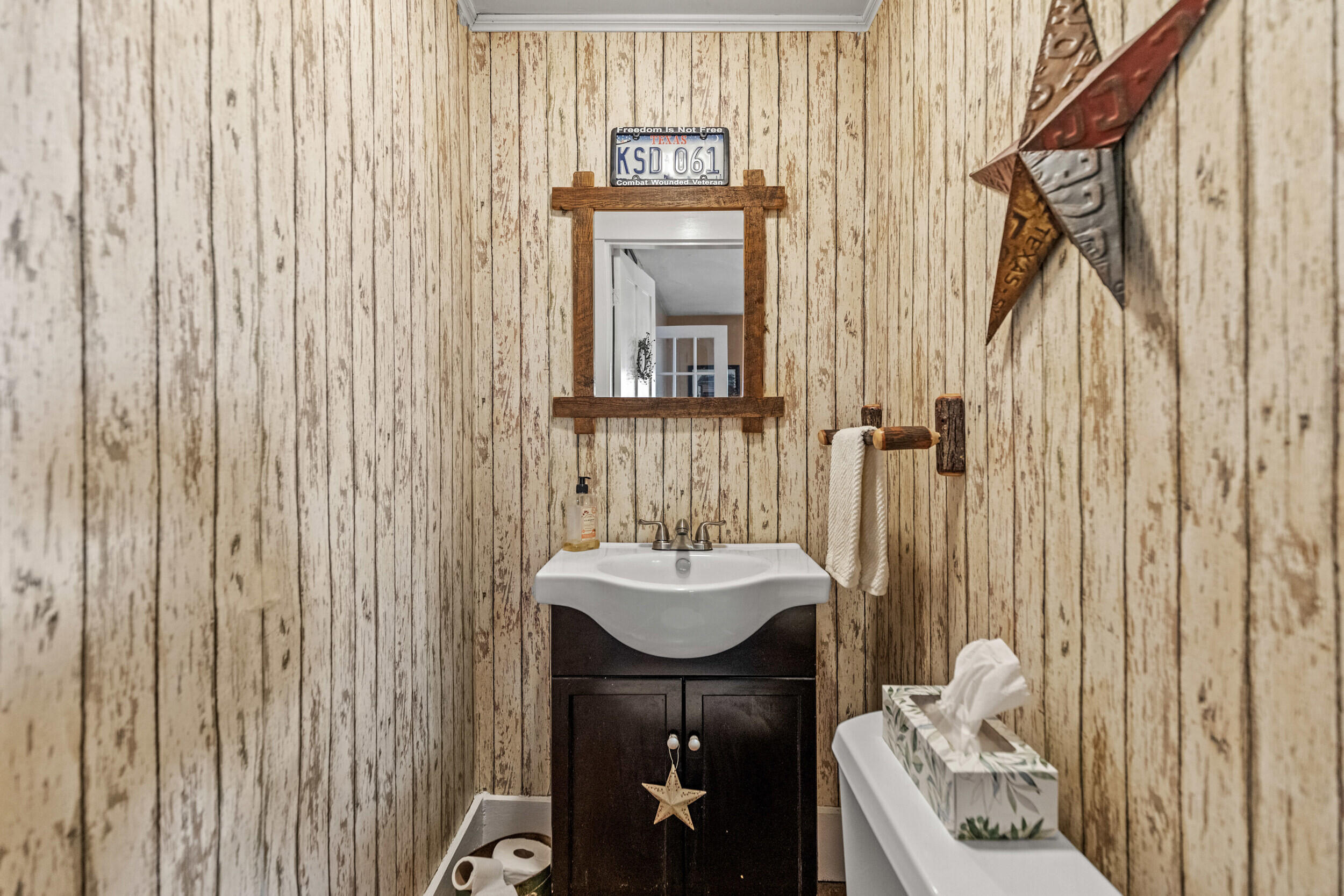 220 S High Street, Bridgton, ME, 04009