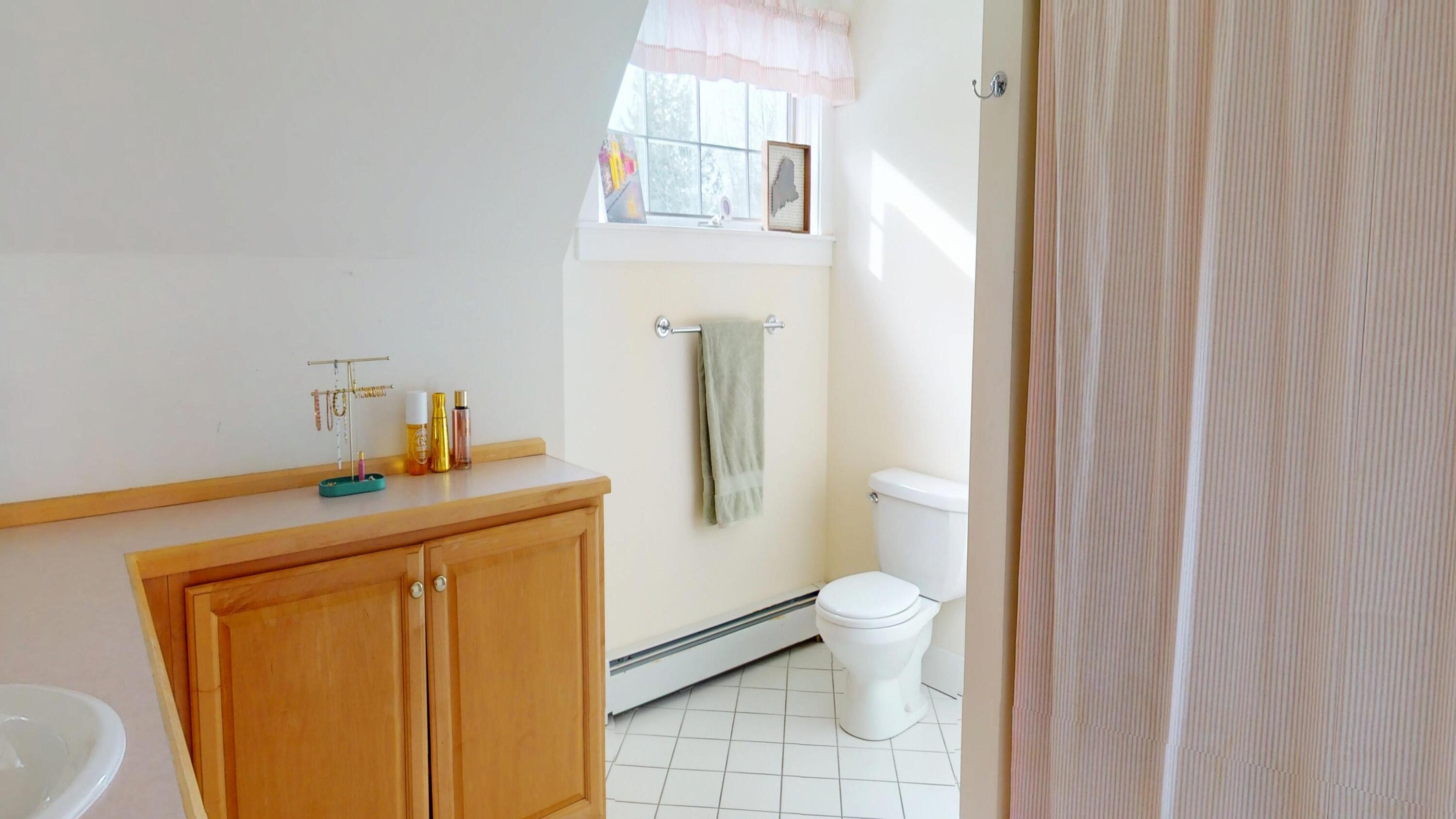 25 Deer Hill Lane, Hampden, ME, 04444