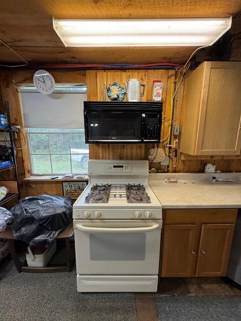 186 S South Arm Road, Andover, ME, 04216