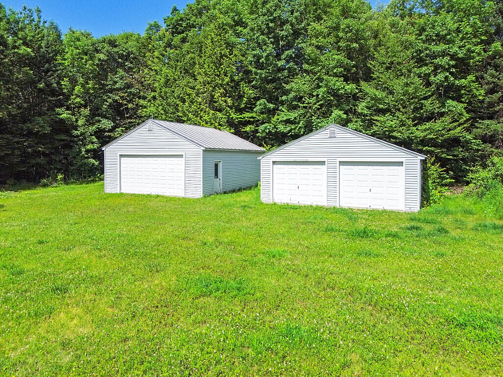 1650 N Belfast Avenue, Vassalboro, ME 04989 2