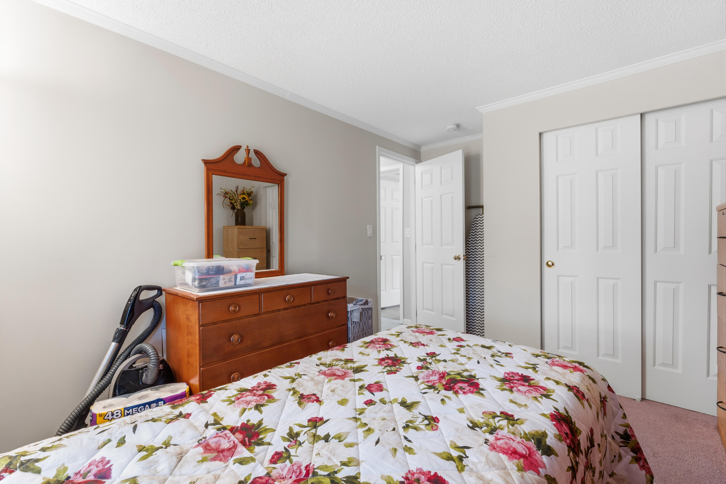4 Arundel Avenue, Lisbon, ME, 04250