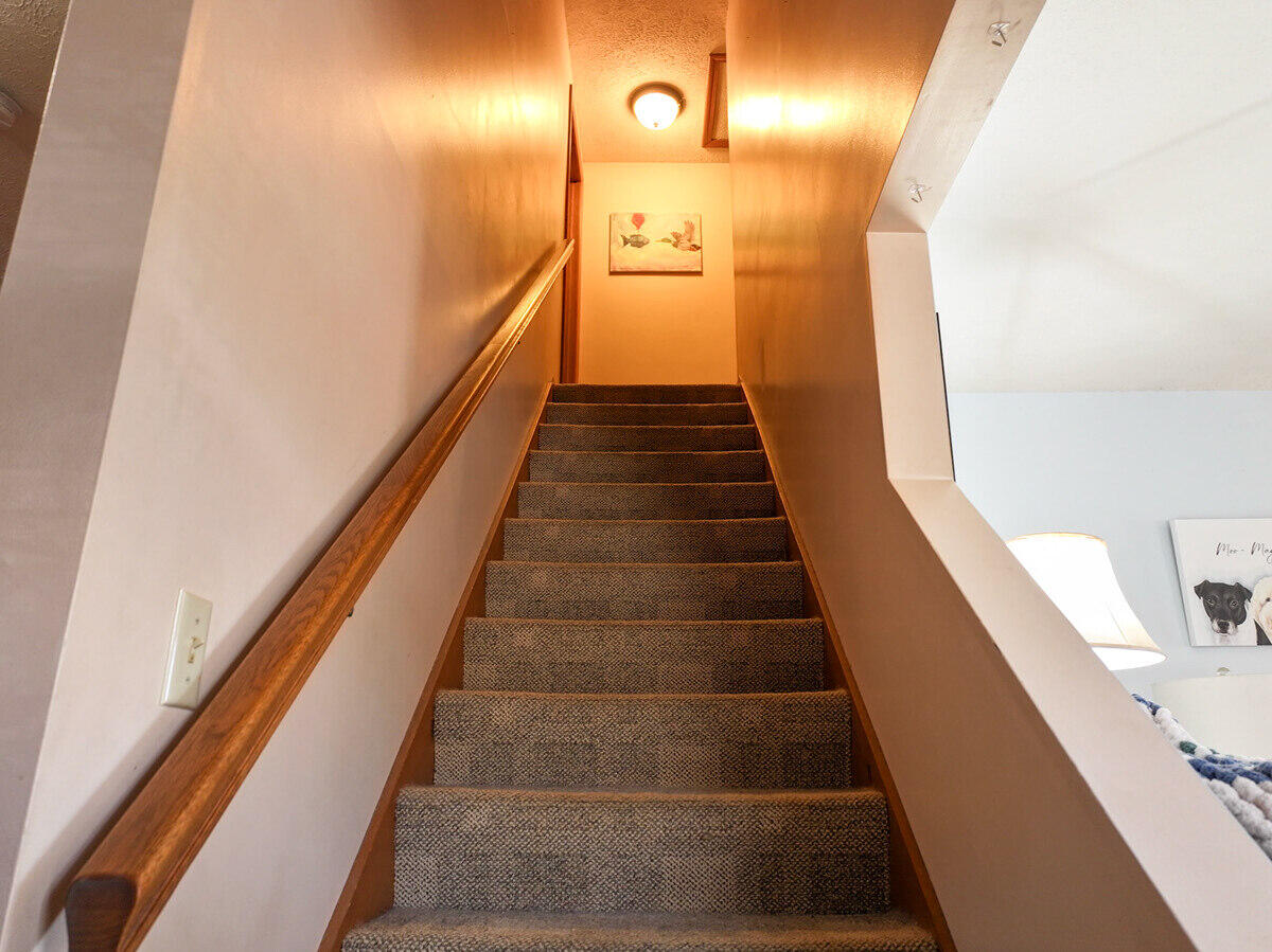 11 Kensington Terrace, Lewiston, ME, 04240