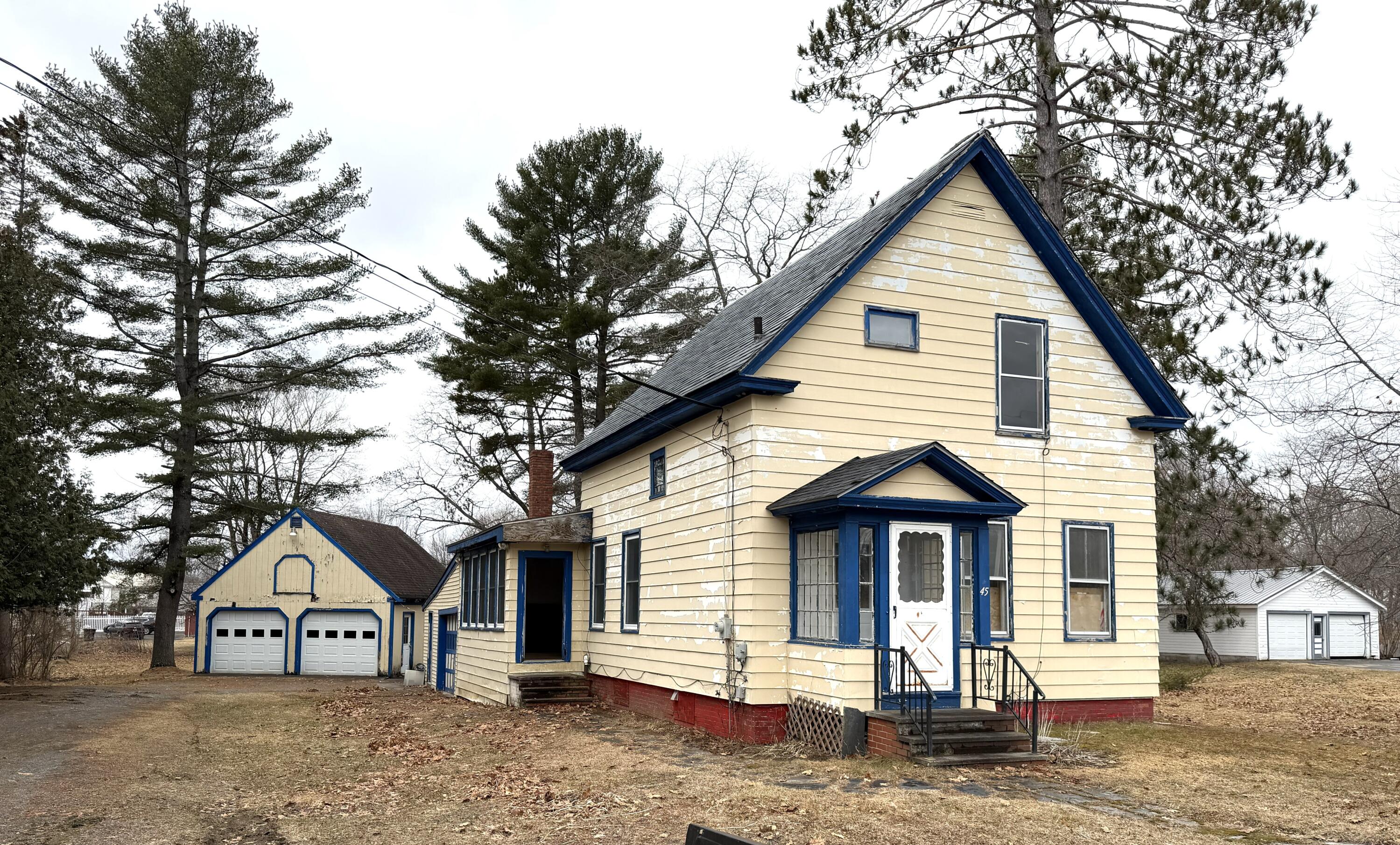 Search Maine Listings here