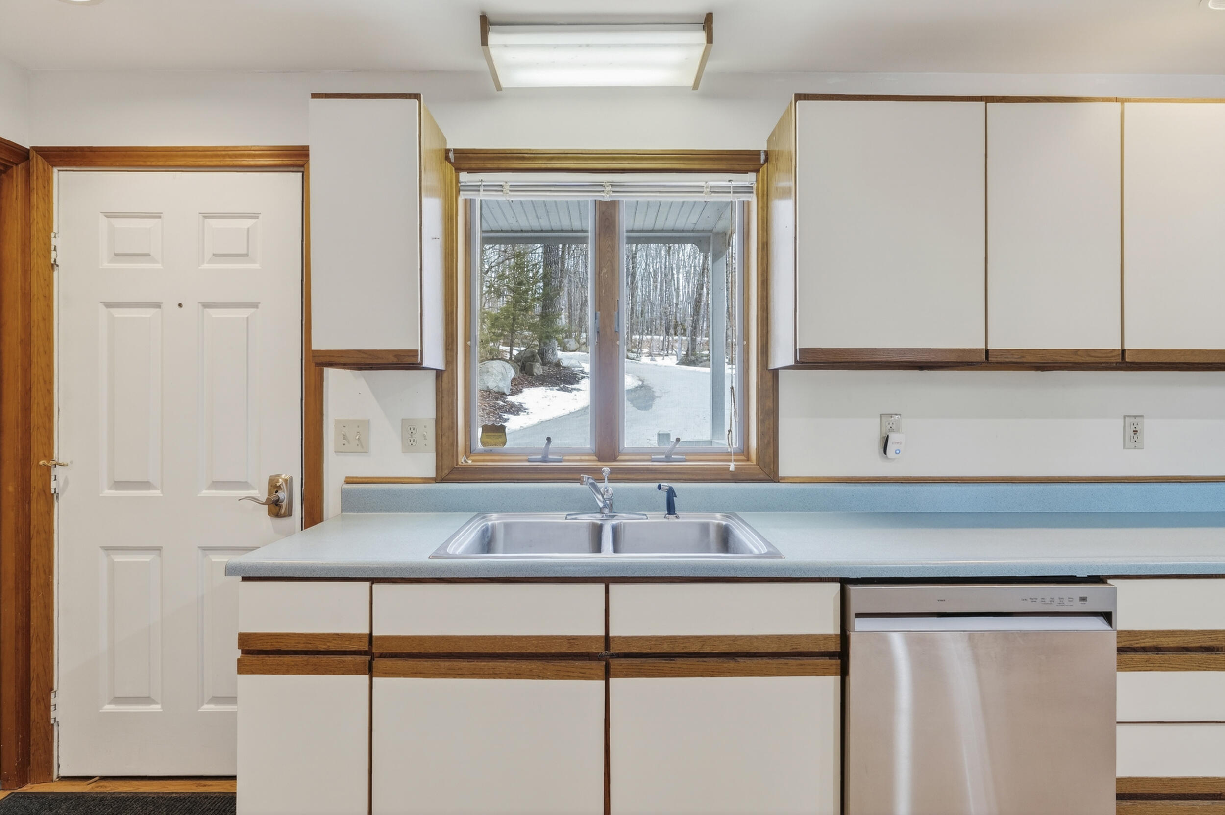 45 E Shore Drive, Harrison, ME, 04040