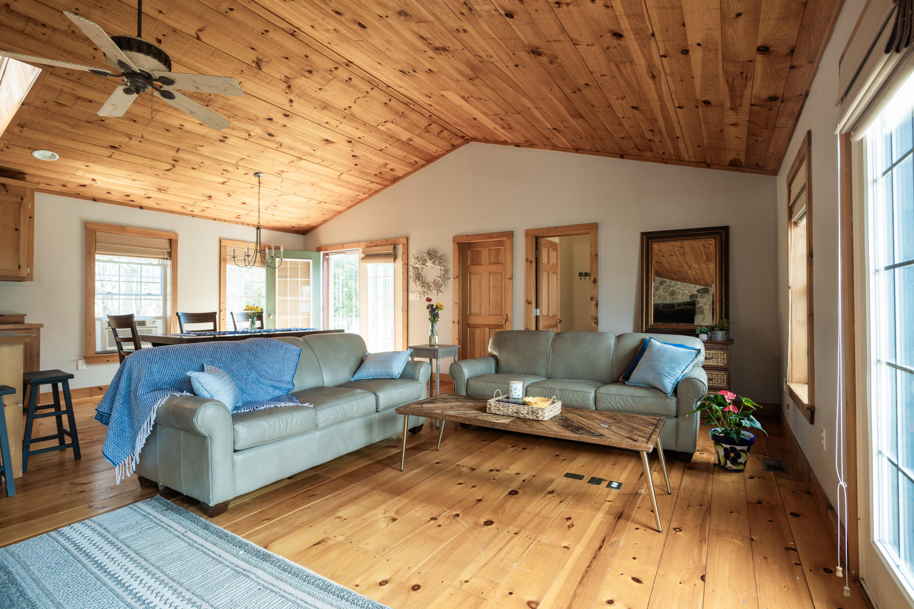 16 Fort Hill Ext Avenue, York, ME, 03909