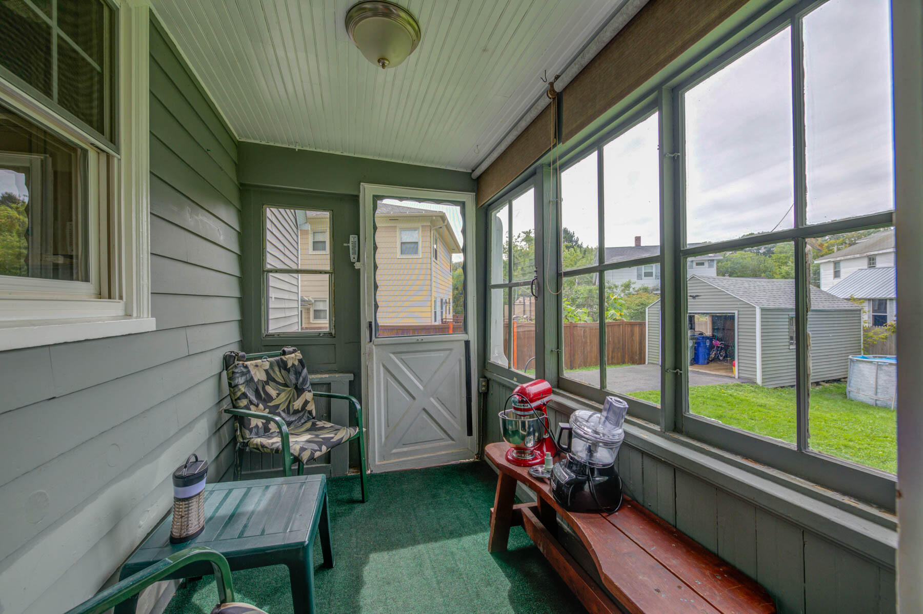 18 Fairlawn Avenue