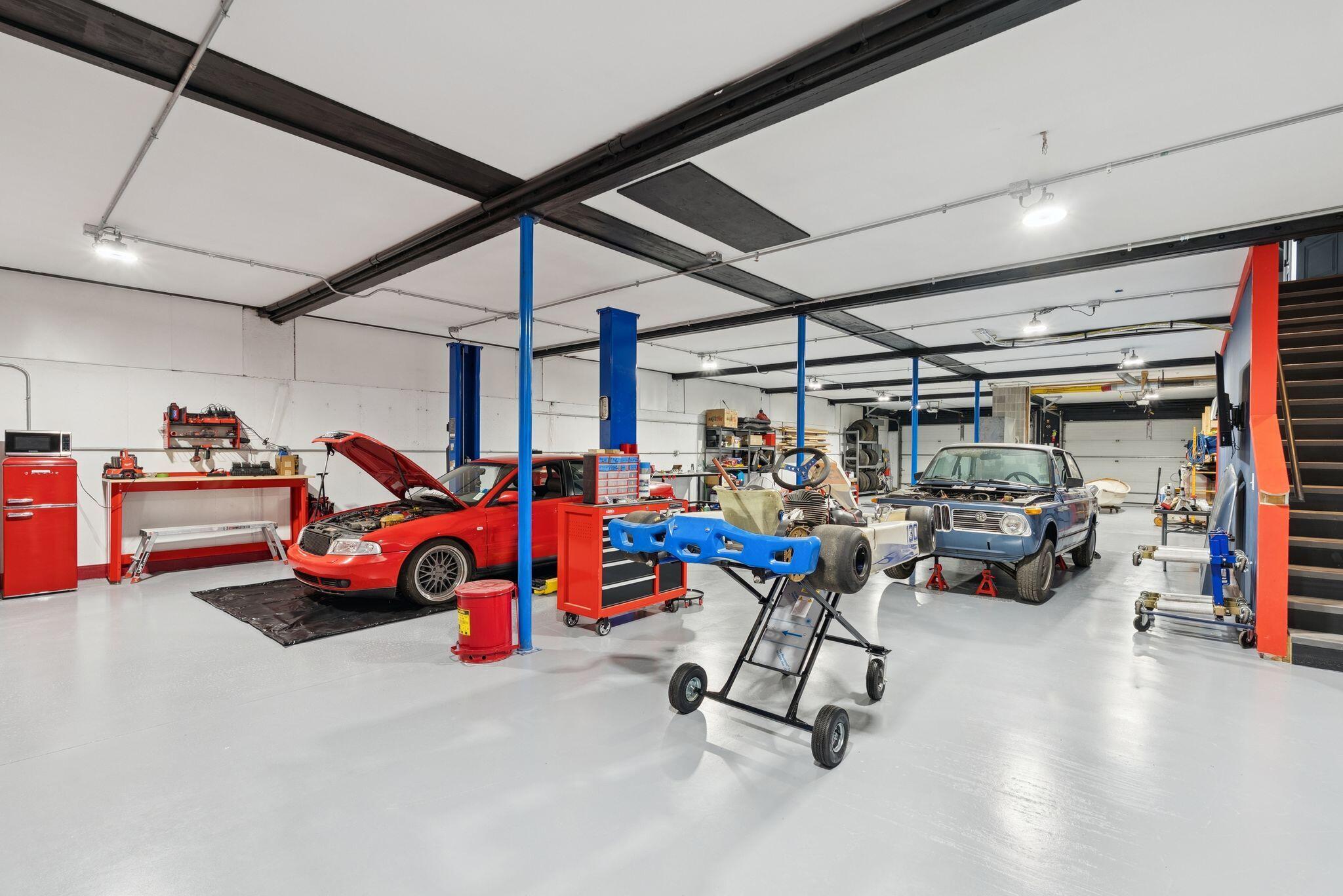 440 Blackstrap Road, Falmouth, ME, 04105