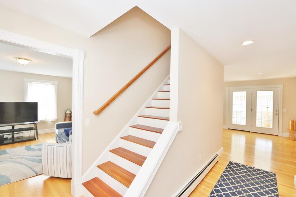 74 Town Farm Road, Hampden, ME, 04444