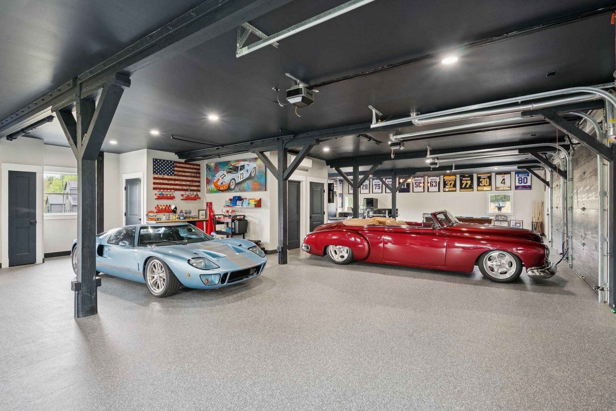 440 Blackstrap Road, Falmouth, ME, 04105