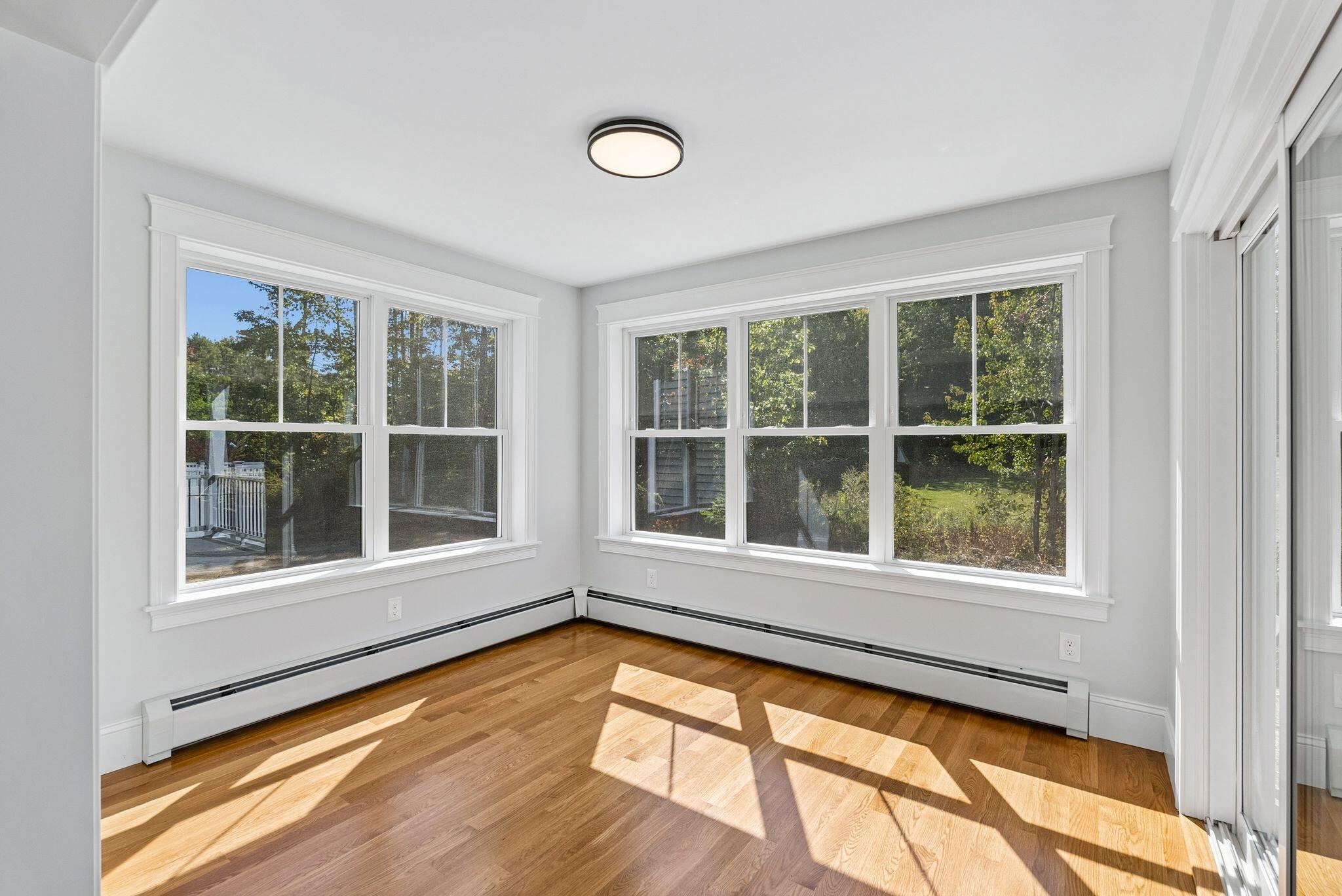 60 Brandy Lane, Portland, ME 04103 Sun room